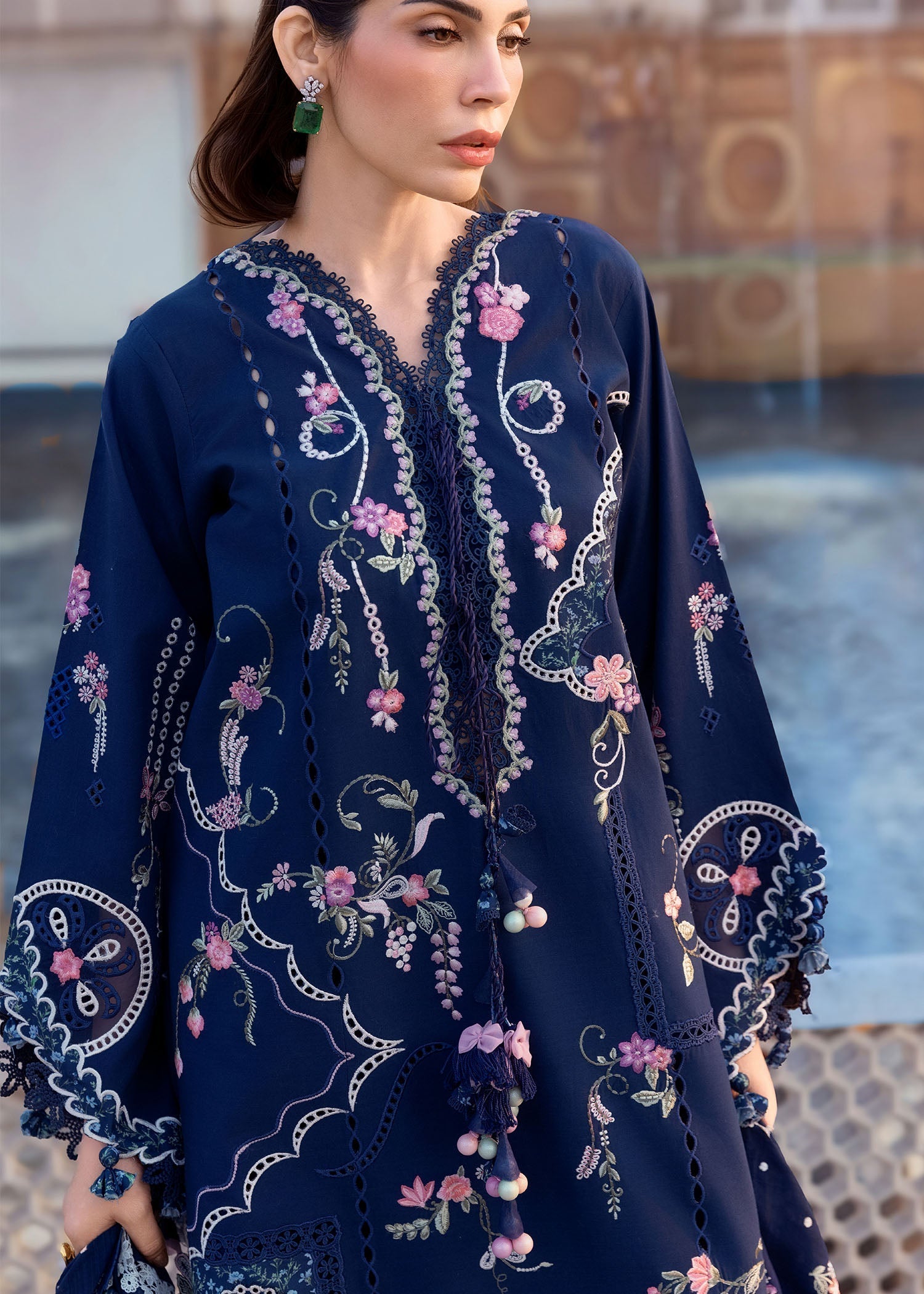 Crimson | flow lawn 26 | MANIFESTED MEADOWS - D7B
