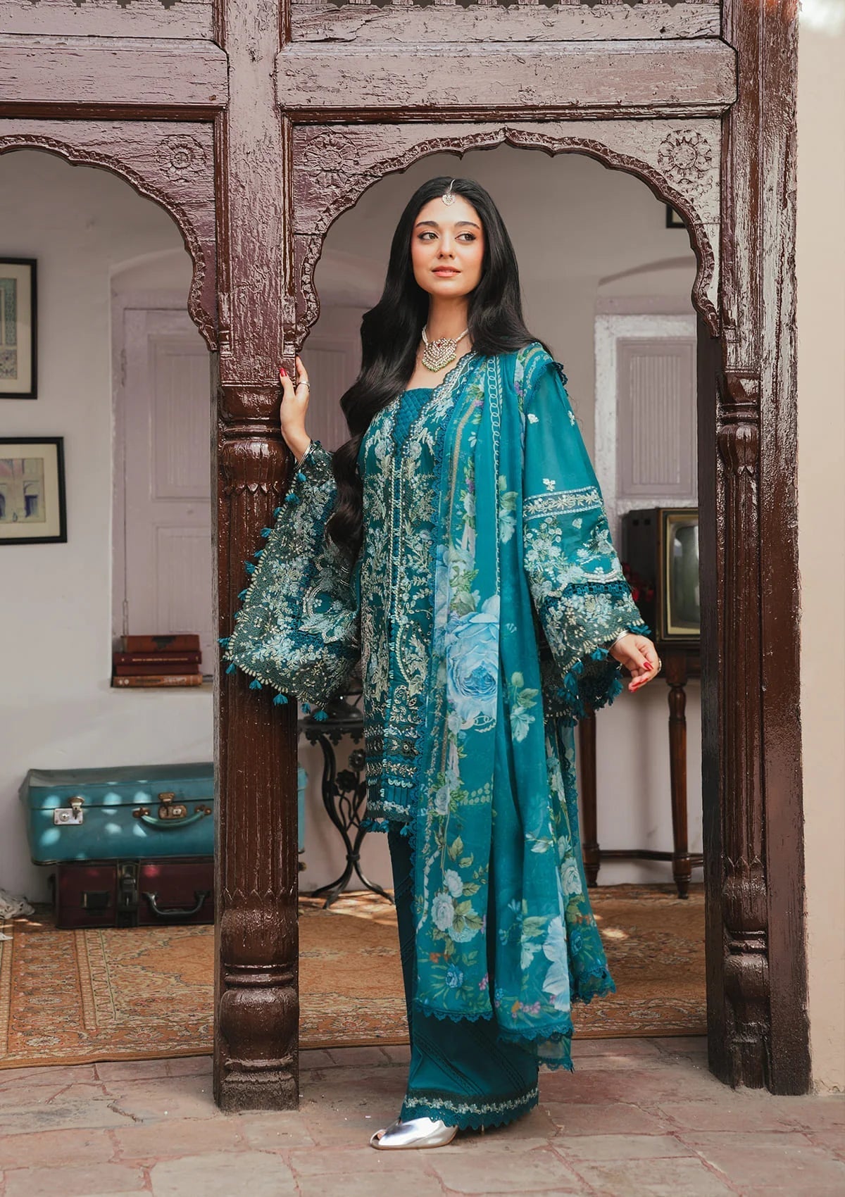 Kahf Premium | Ek Fasana Luxury Lawn 26 | KLB-5A MORNI