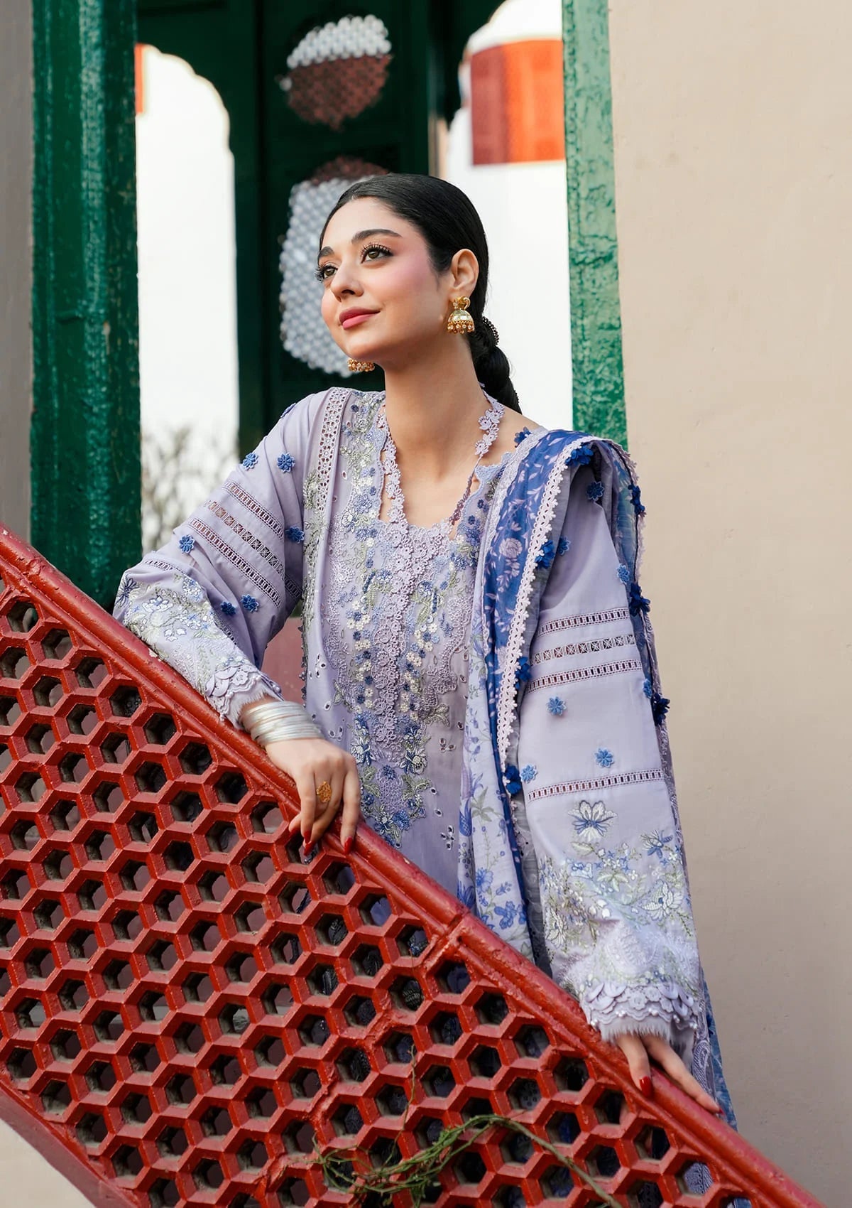 Kahf Premium | Ek Fasana Luxury Lawn 26 | KLB-7B NAZNEEN