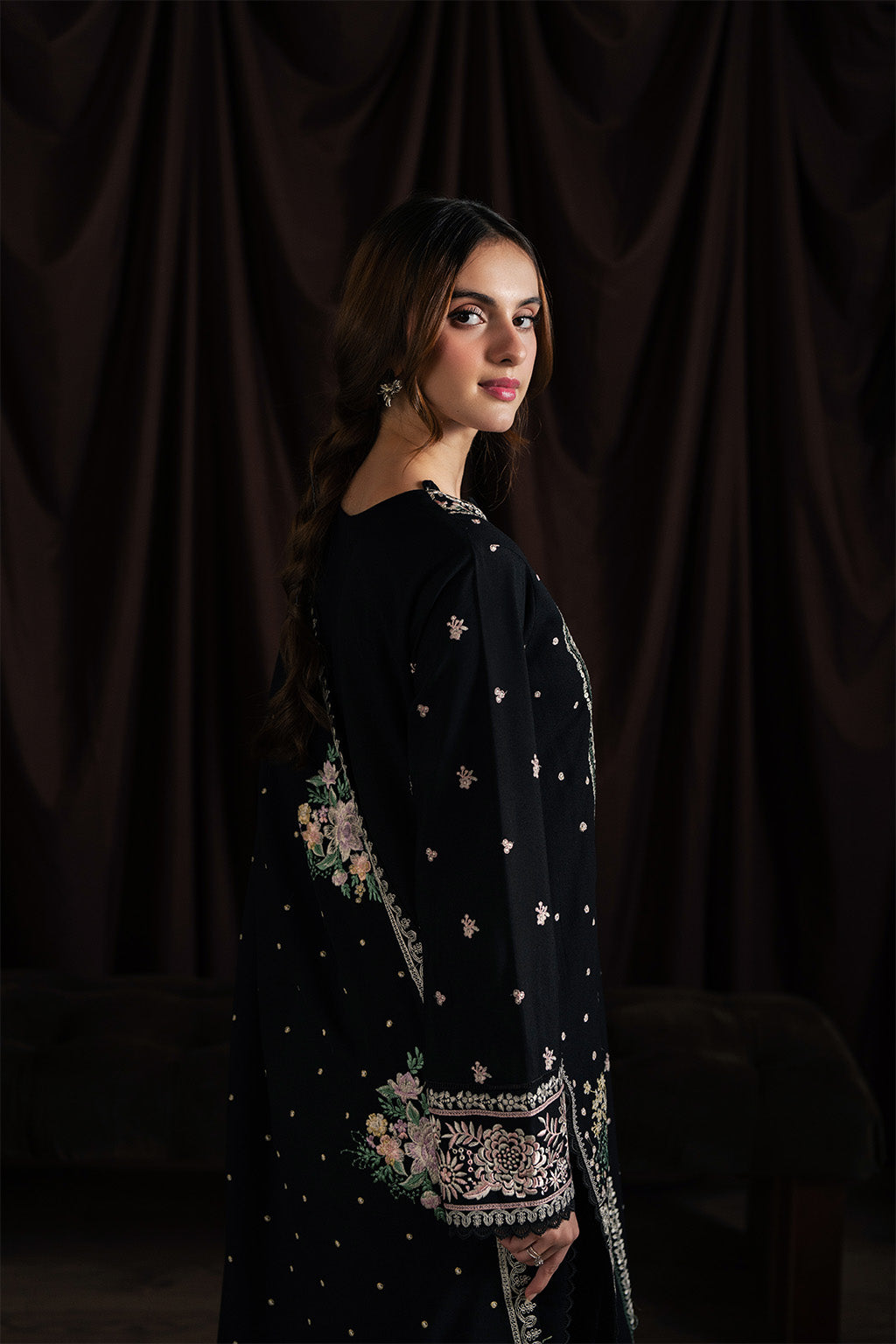 Neeshay | Winter Reverie | Velayne