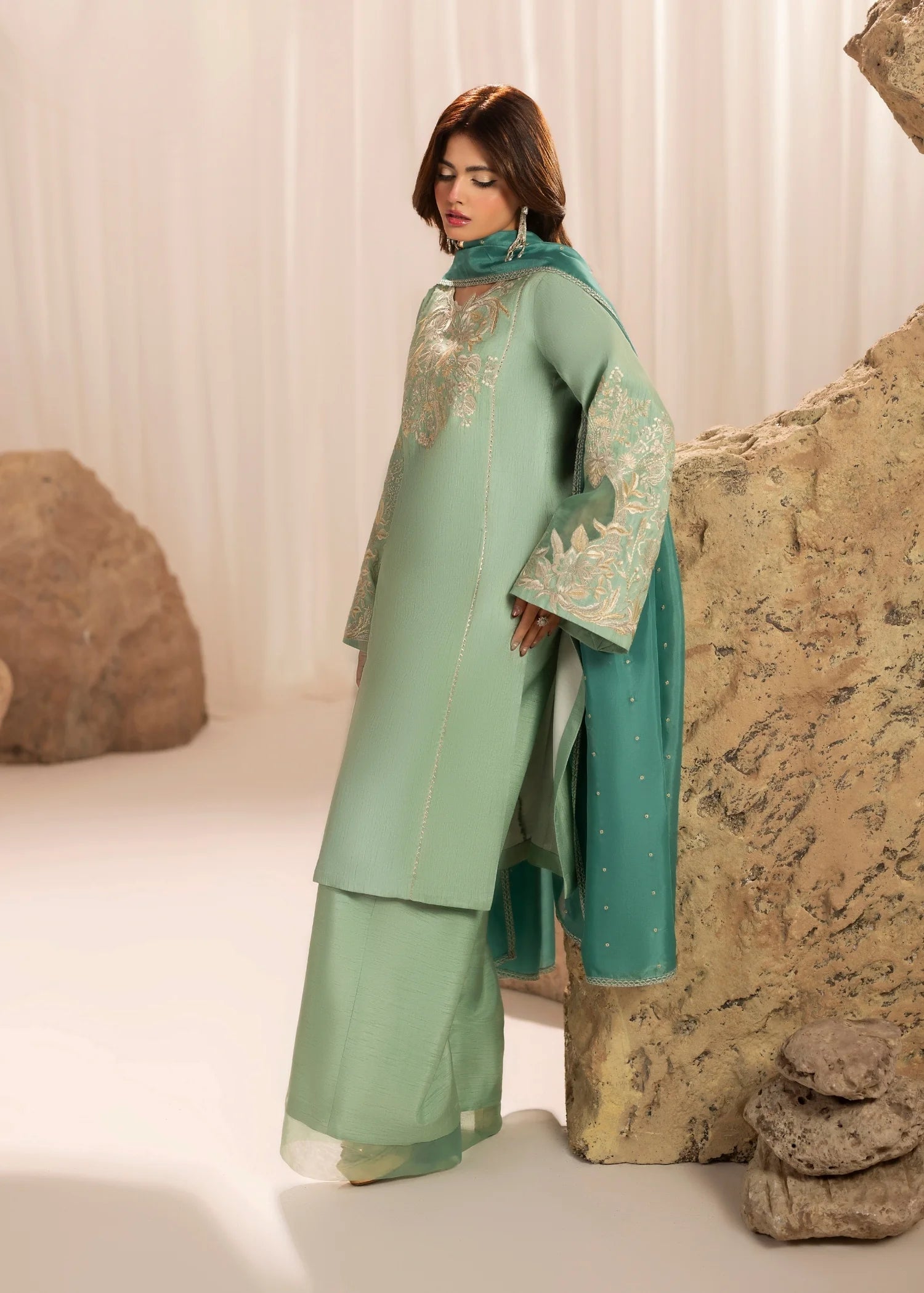 Jamnii | Silk Atelier Pret 26 | SEAFORM SUGAR