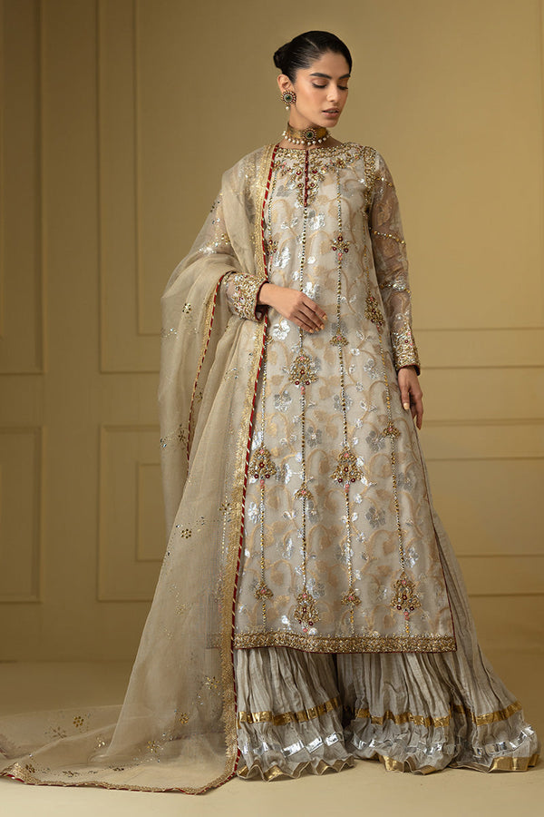 Sana Abbas | Suvi Wedding Formals | GIA