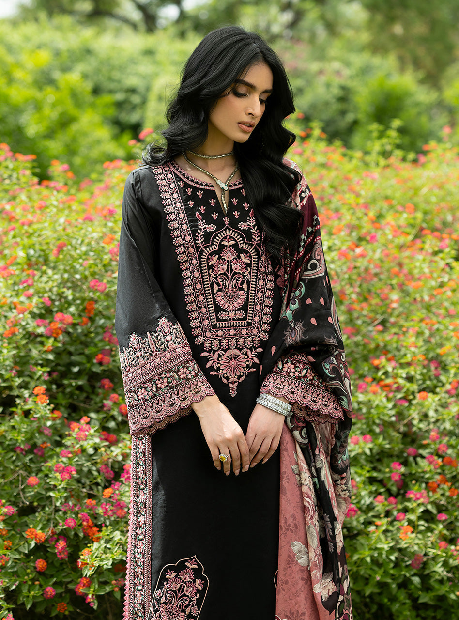 Zainab Chottani | Luxe Lawn 26 | Seya - 10