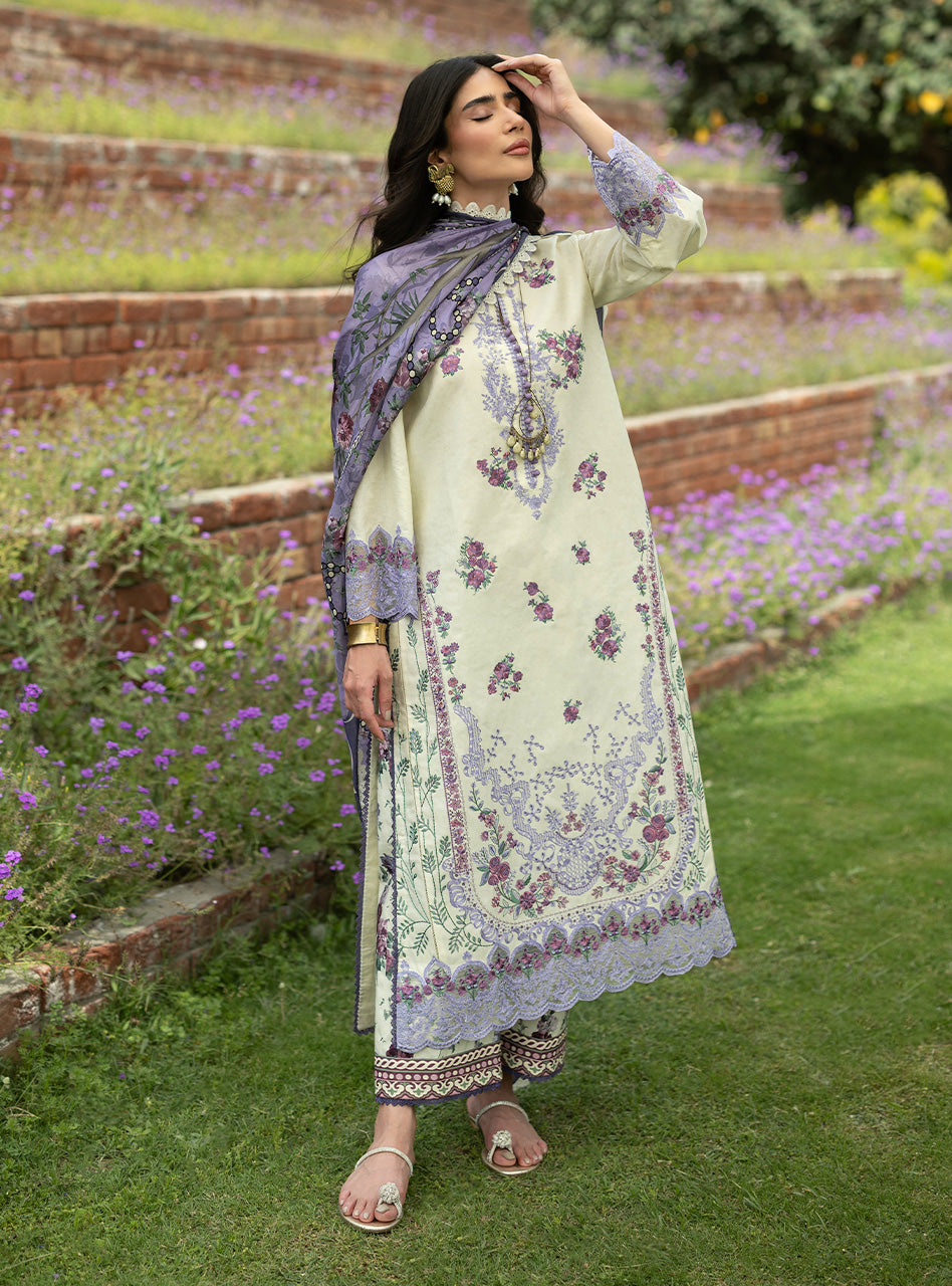 Zainab Chottani | Luxe Lawn 26 | Kyra - 04