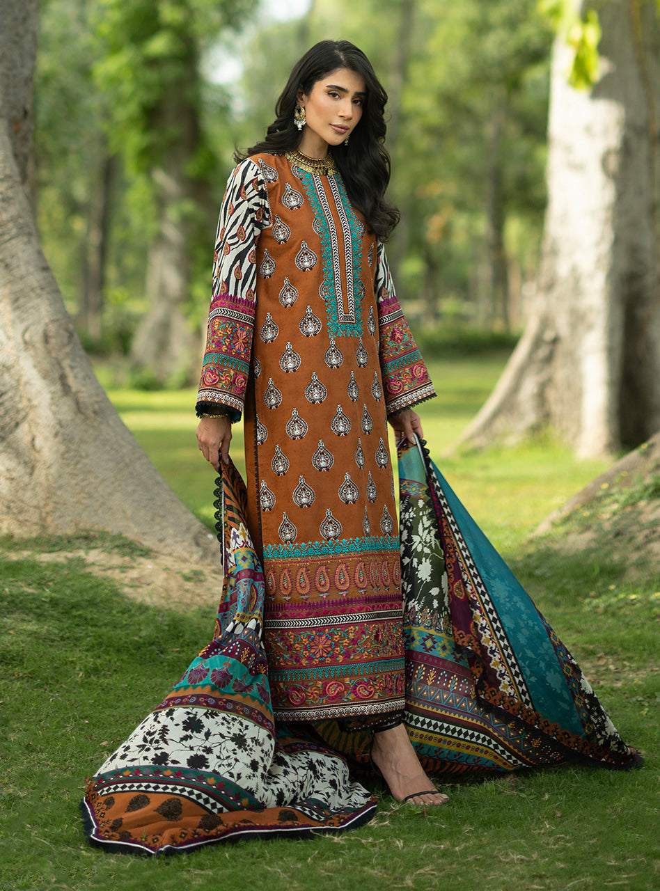Zainab Chottani | Luxe Lawn 26 | Erin - 11