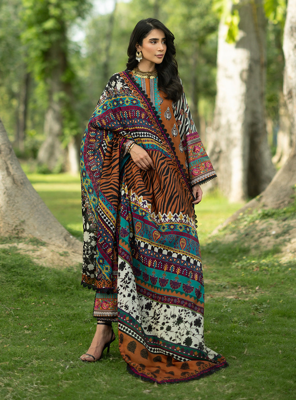 Zainab Chottani | Luxe Lawn 26 | Erin - 11