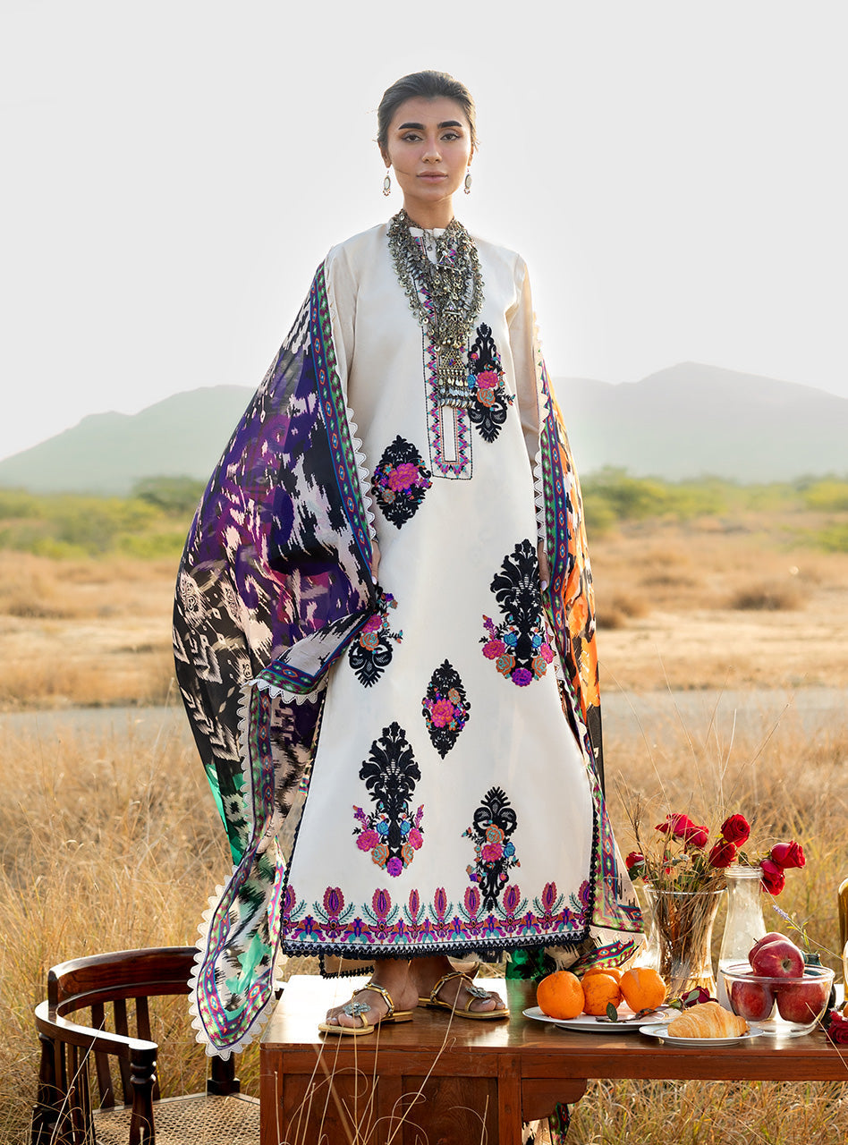 Zainab Chottani | Spring Summer Lawn 26 | Nivara 17