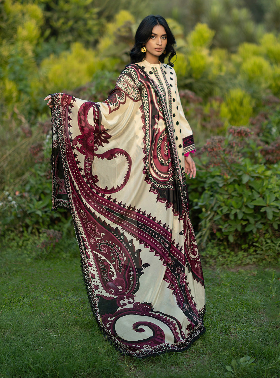 Zainab Chottani | Luxe Lawn 26 | Nour - 09