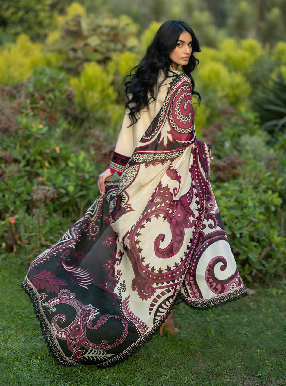 Zainab Chottani | Luxe Lawn 26 | Nour - 09
