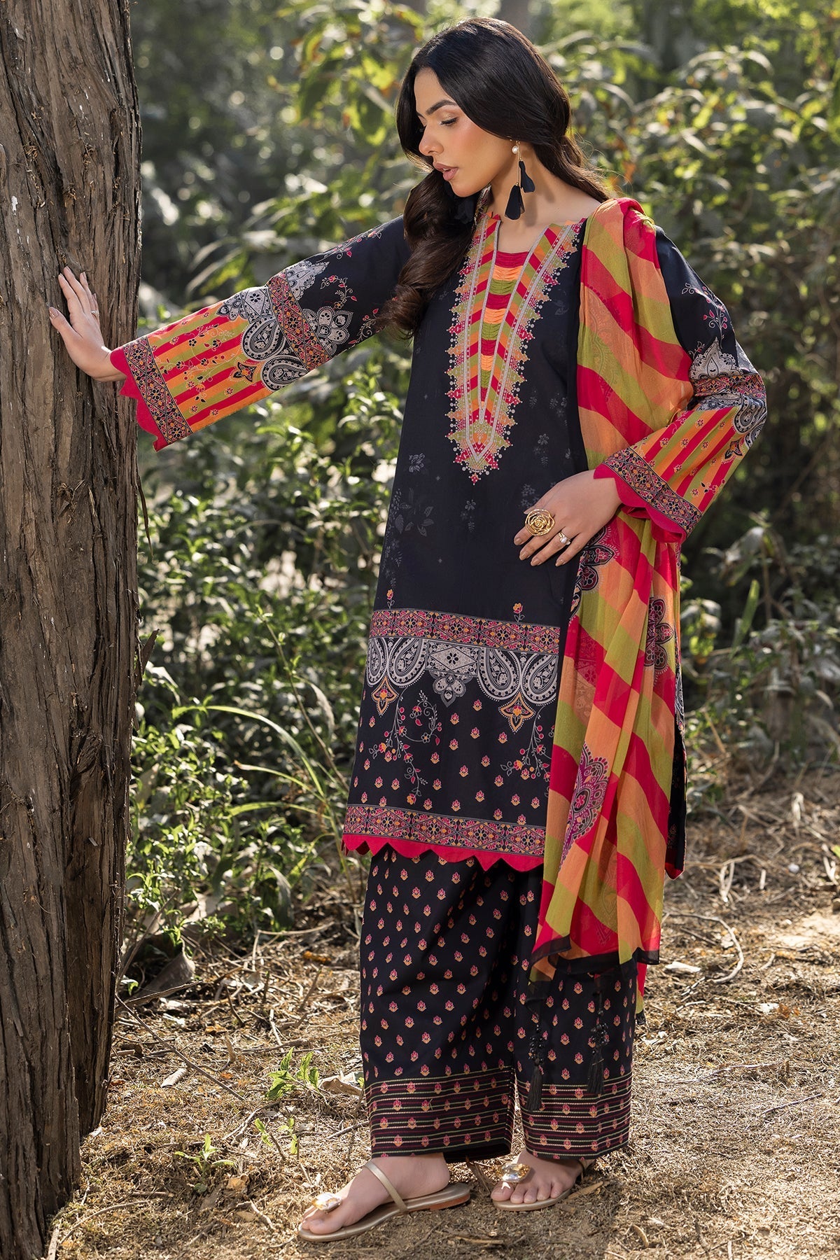 Charizma | C prints Lawn | CP5-11