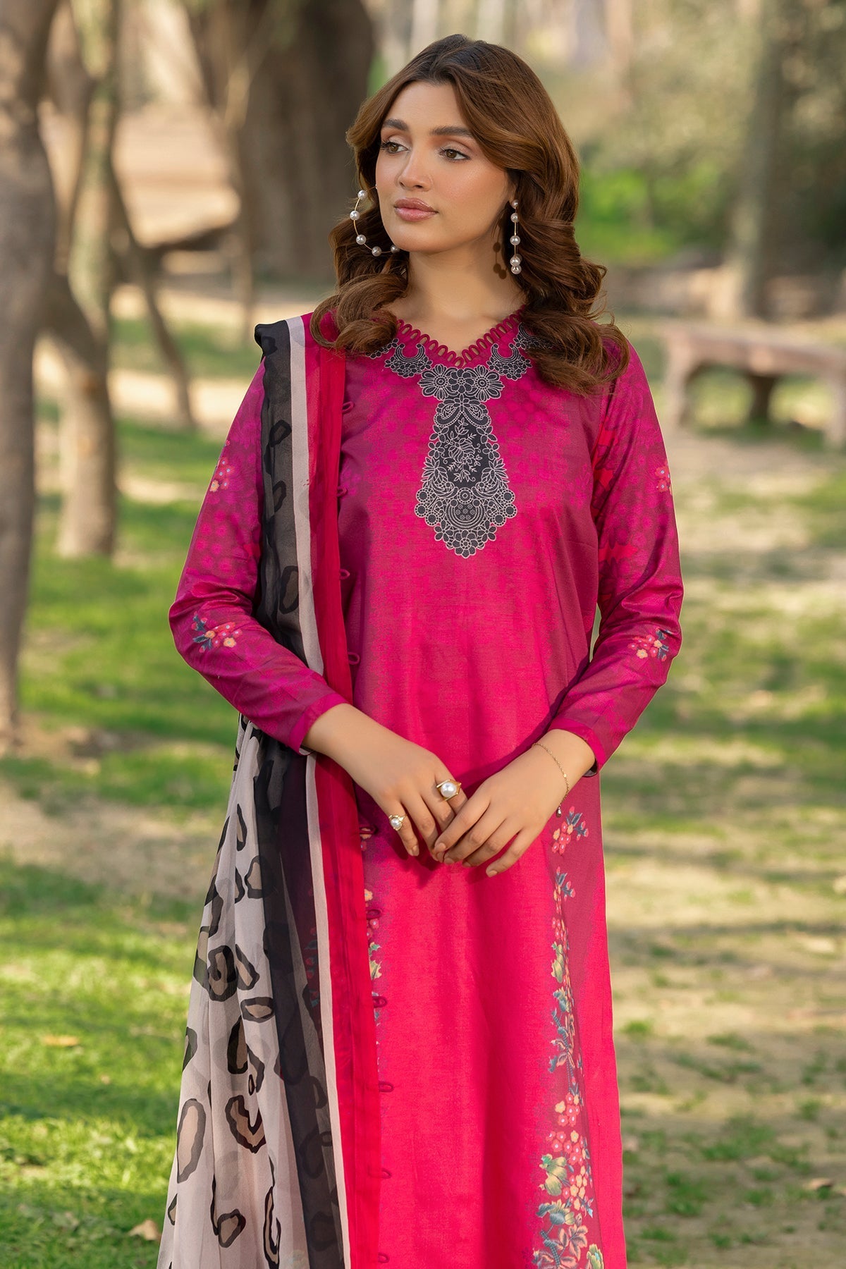 Charizma | C prints Lawn | CP5-12