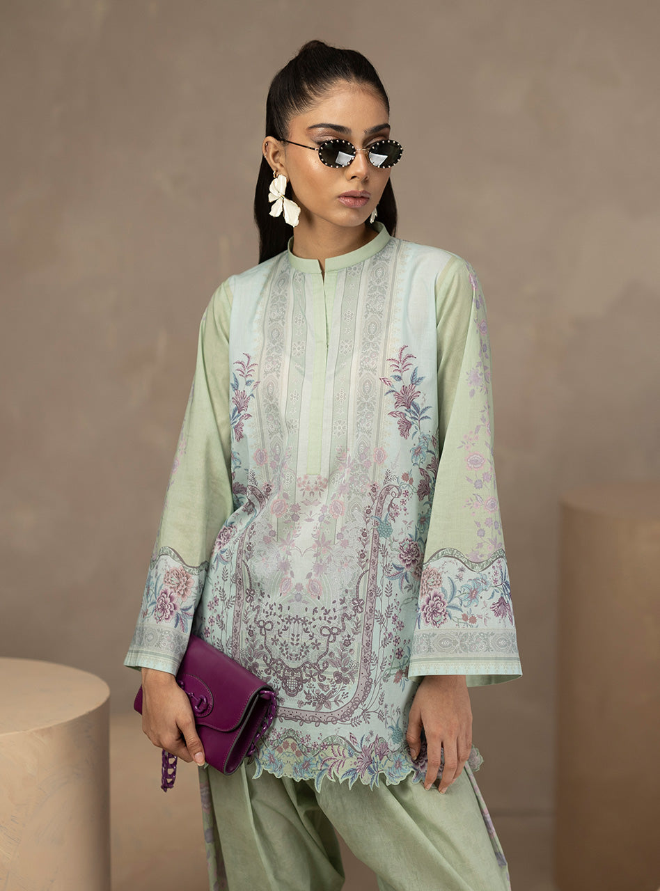 Zainab Chottani | Zahra Spring Edit 26 | Evie