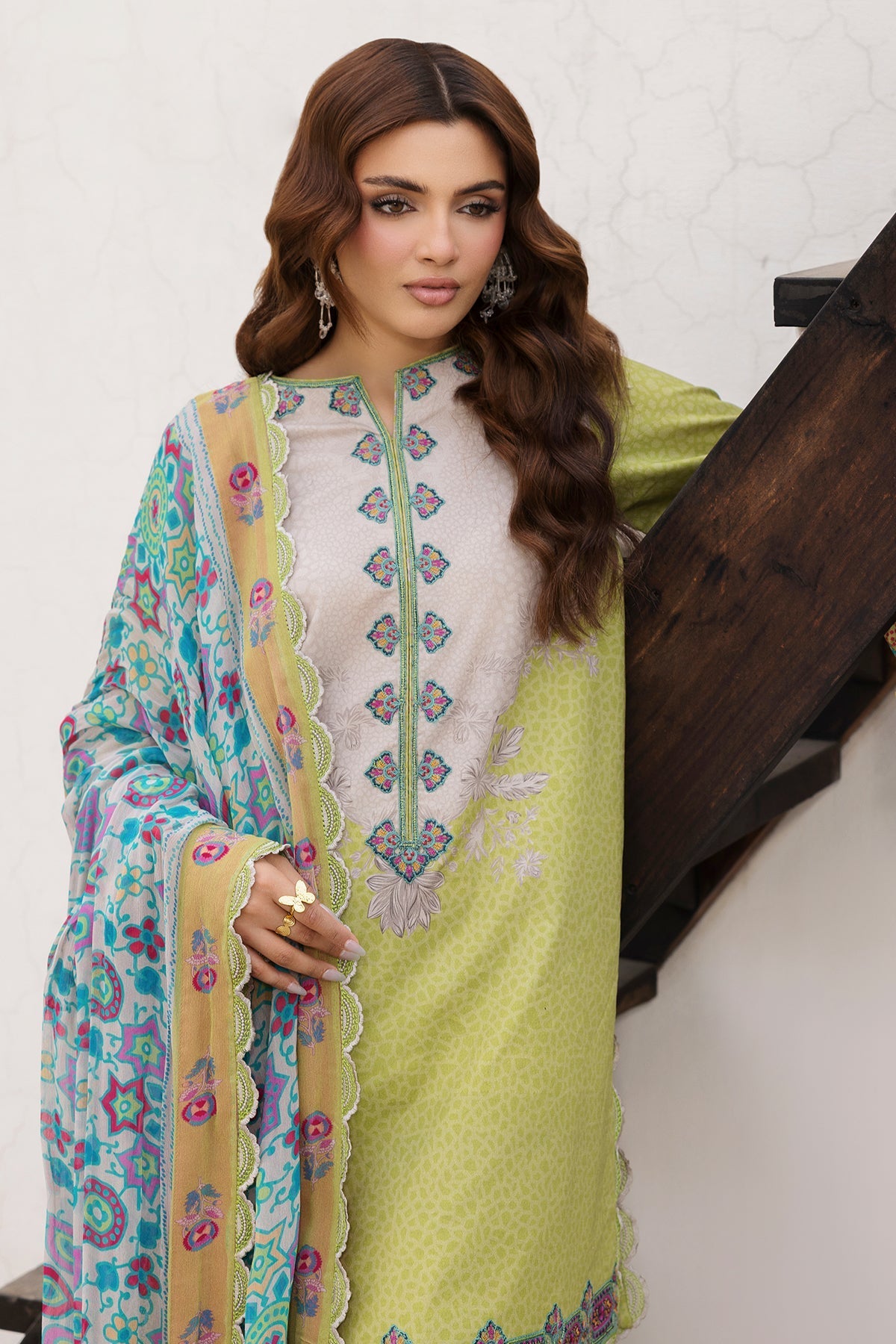 Charizma | Andaaz Lawn 26 | CAD6-10