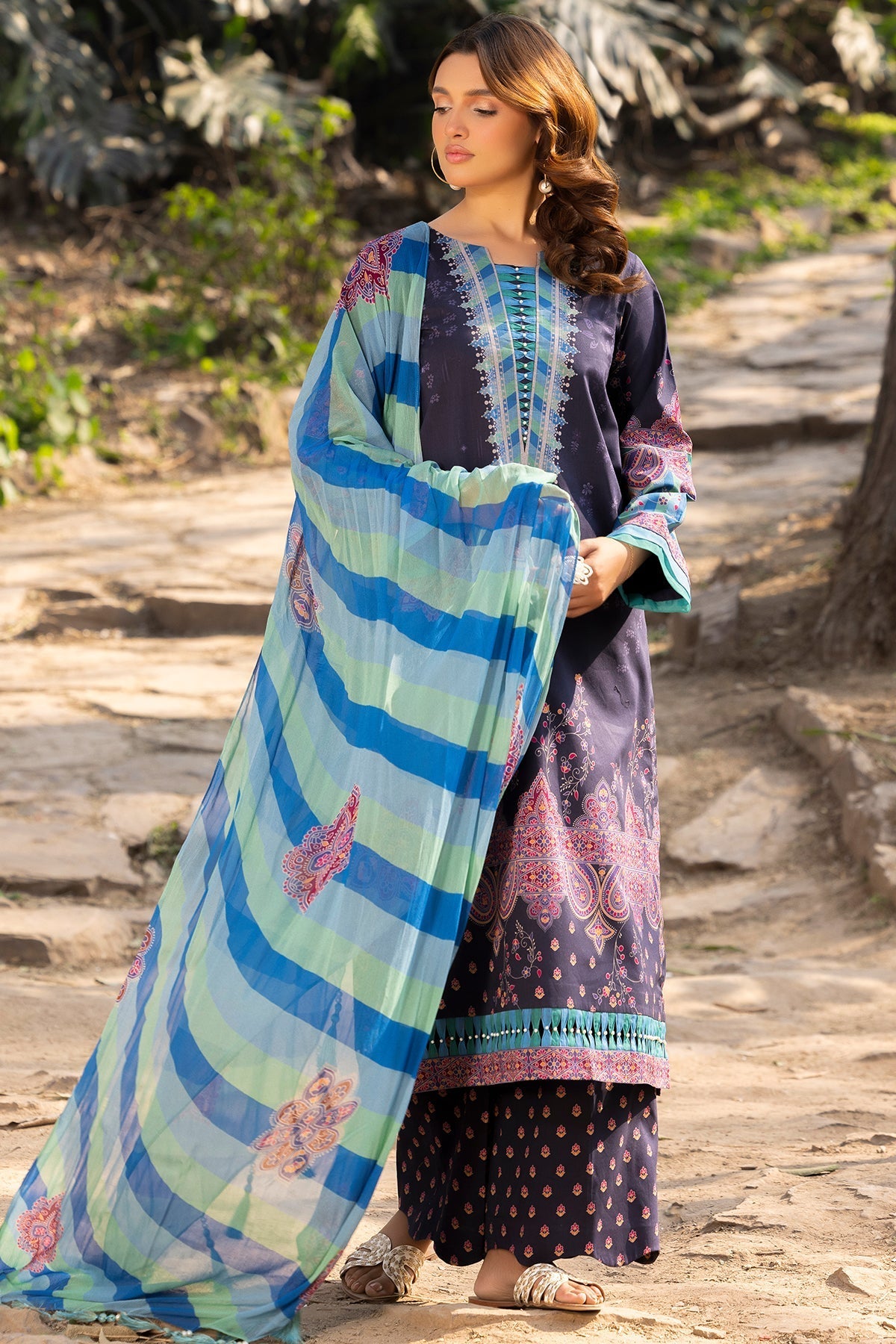 Charizma | C prints Lawn | CP5-20