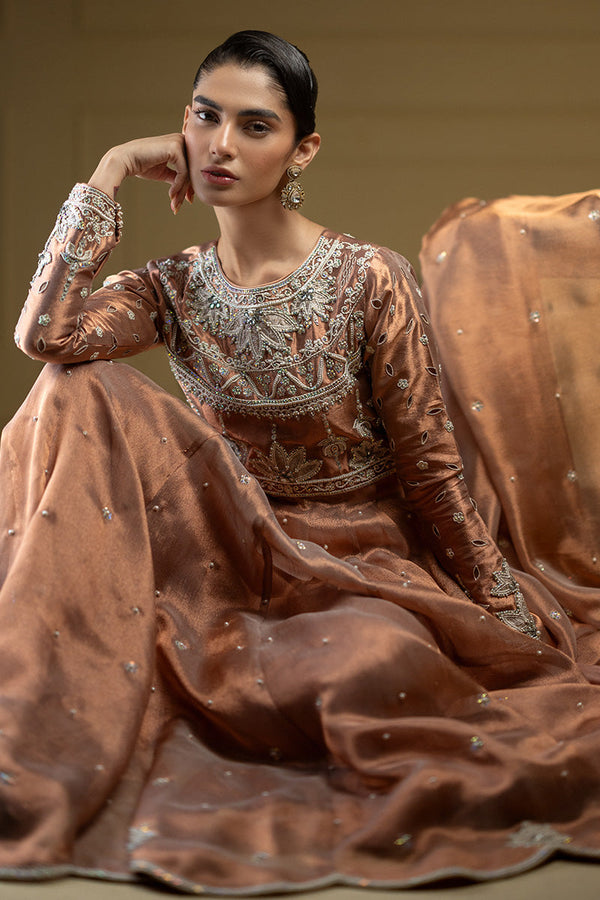 Sana Abbas | Suvi Wedding Formals | NUR