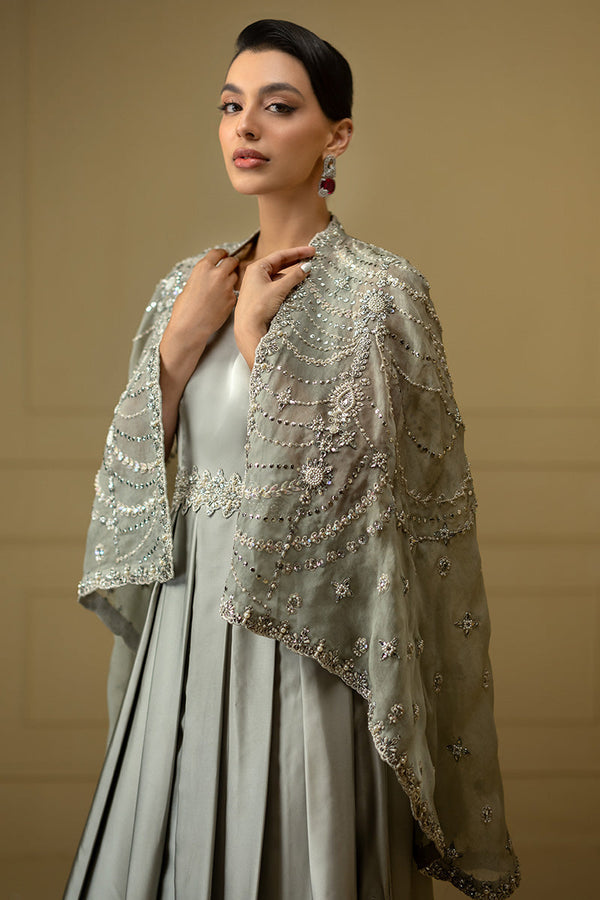 Sana Abbas | Suvi Wedding Formals | CIEL