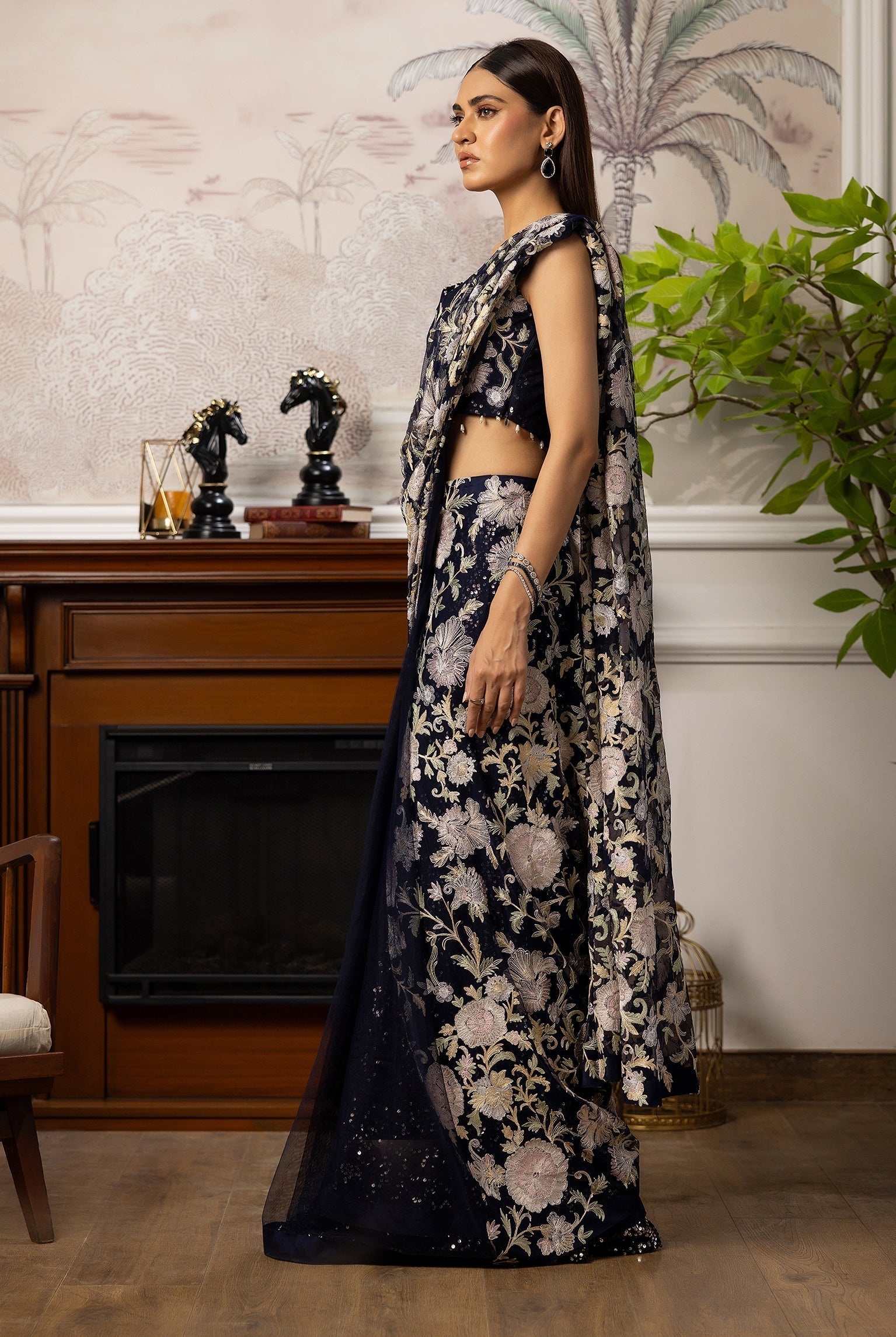 Threads and Motifs | Formal Dresses 24 | 9035.1