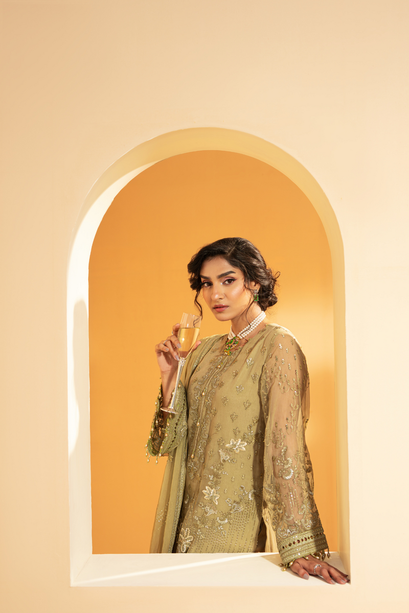 Lavish Premium | Nikhaar Formals | AKAROA