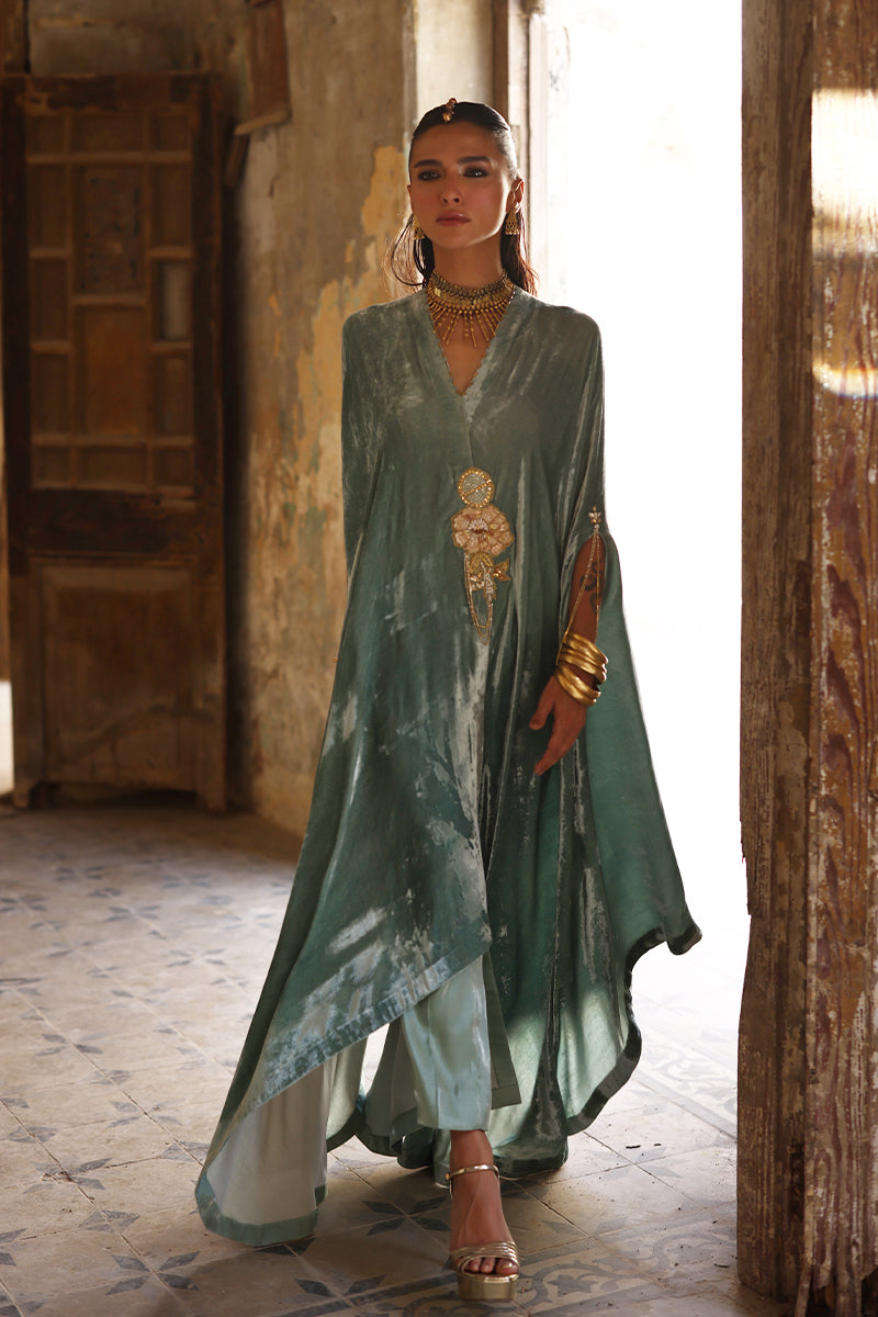 Wardha Saleem | Pure Velvet 25 |Kyra