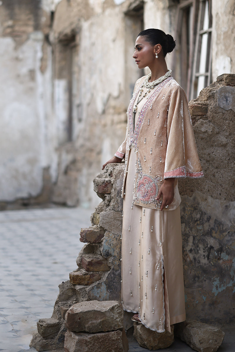 Wardha Saleem | Pure Velvet 25 | Arya