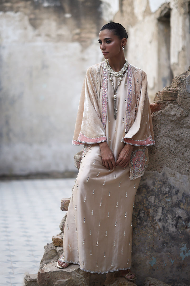 Wardha Saleem | Pure Velvet 25 | Arya