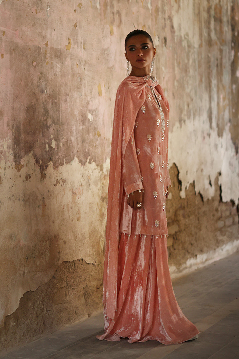 Wardha Saleem | Pure Velvet 25 | Zynia
