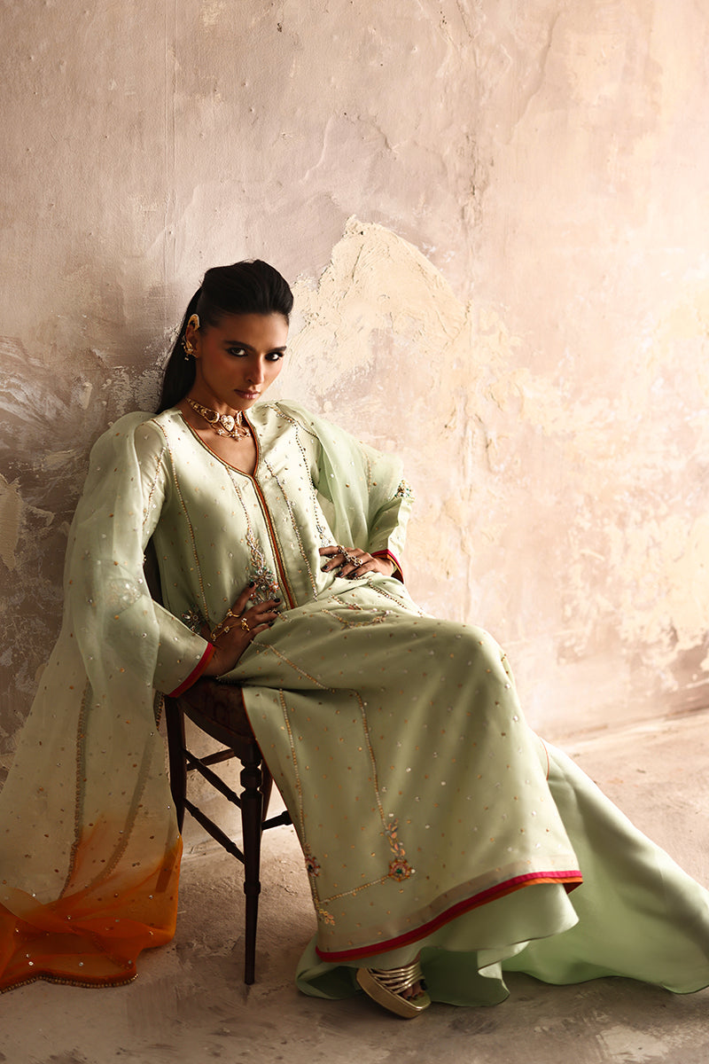 Wardha Saleem | Layla Formals 25 | Mishk