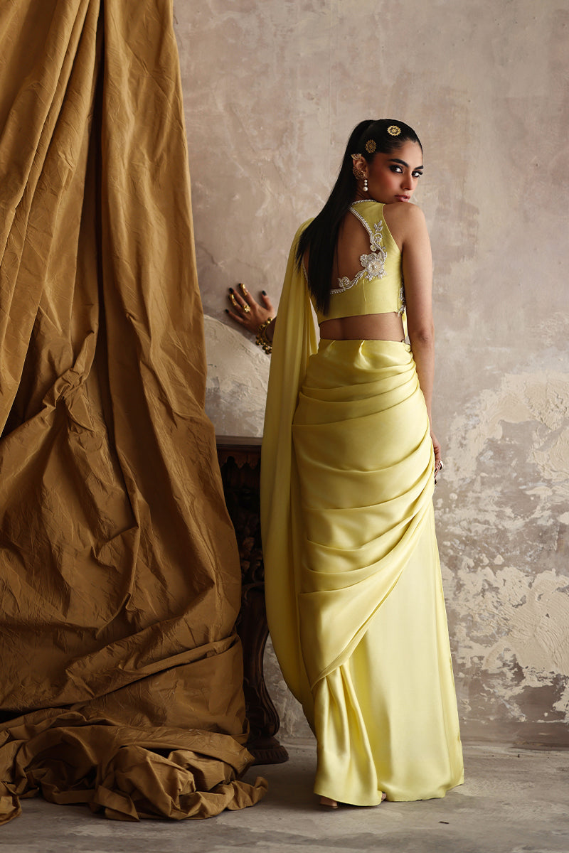 Wardha Saleem | Layla Formals 25 | Dilruba