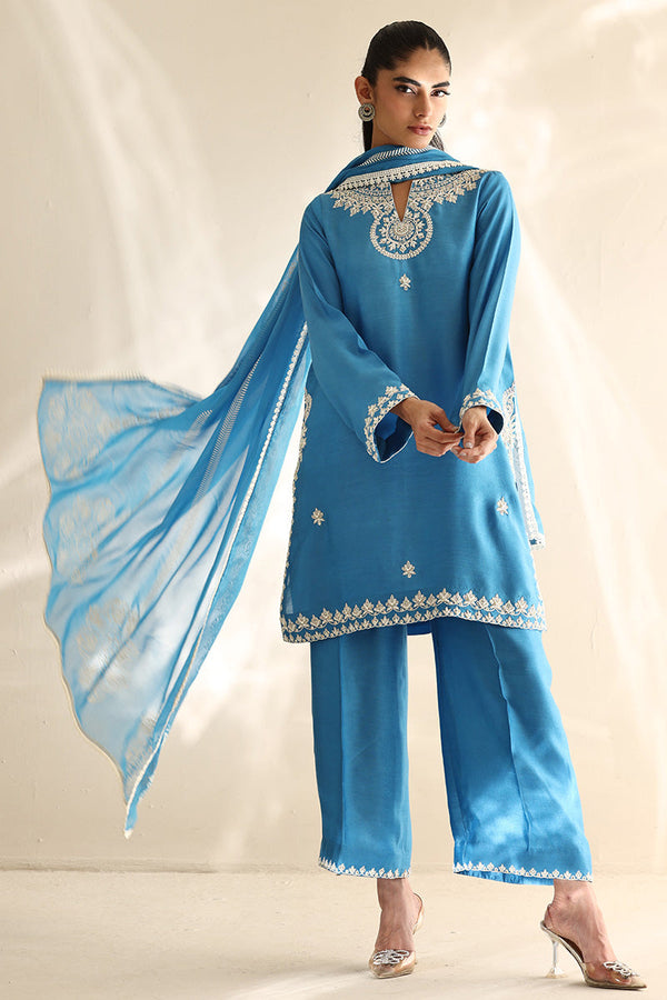 Sana Abbas | Mor Luxe | SKYLINE