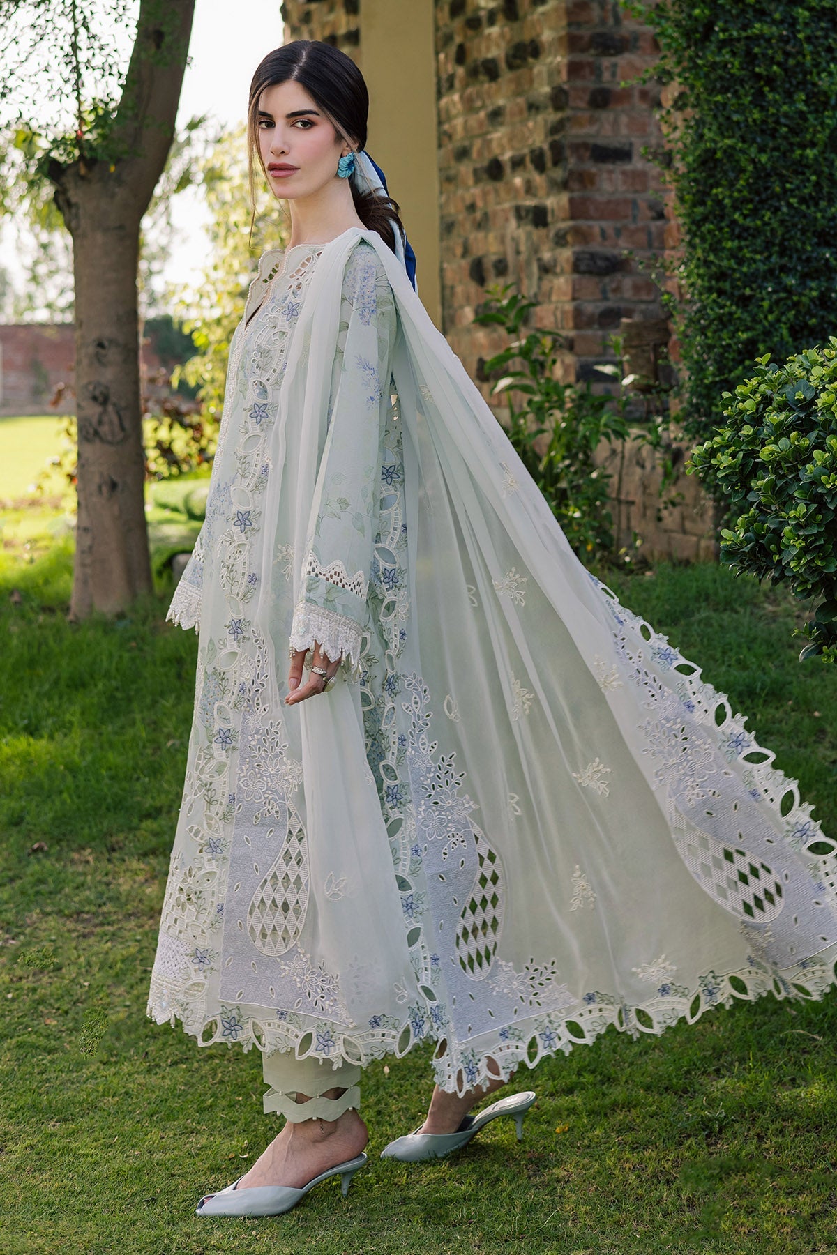 Nureh | Raha Lawn | NE-262