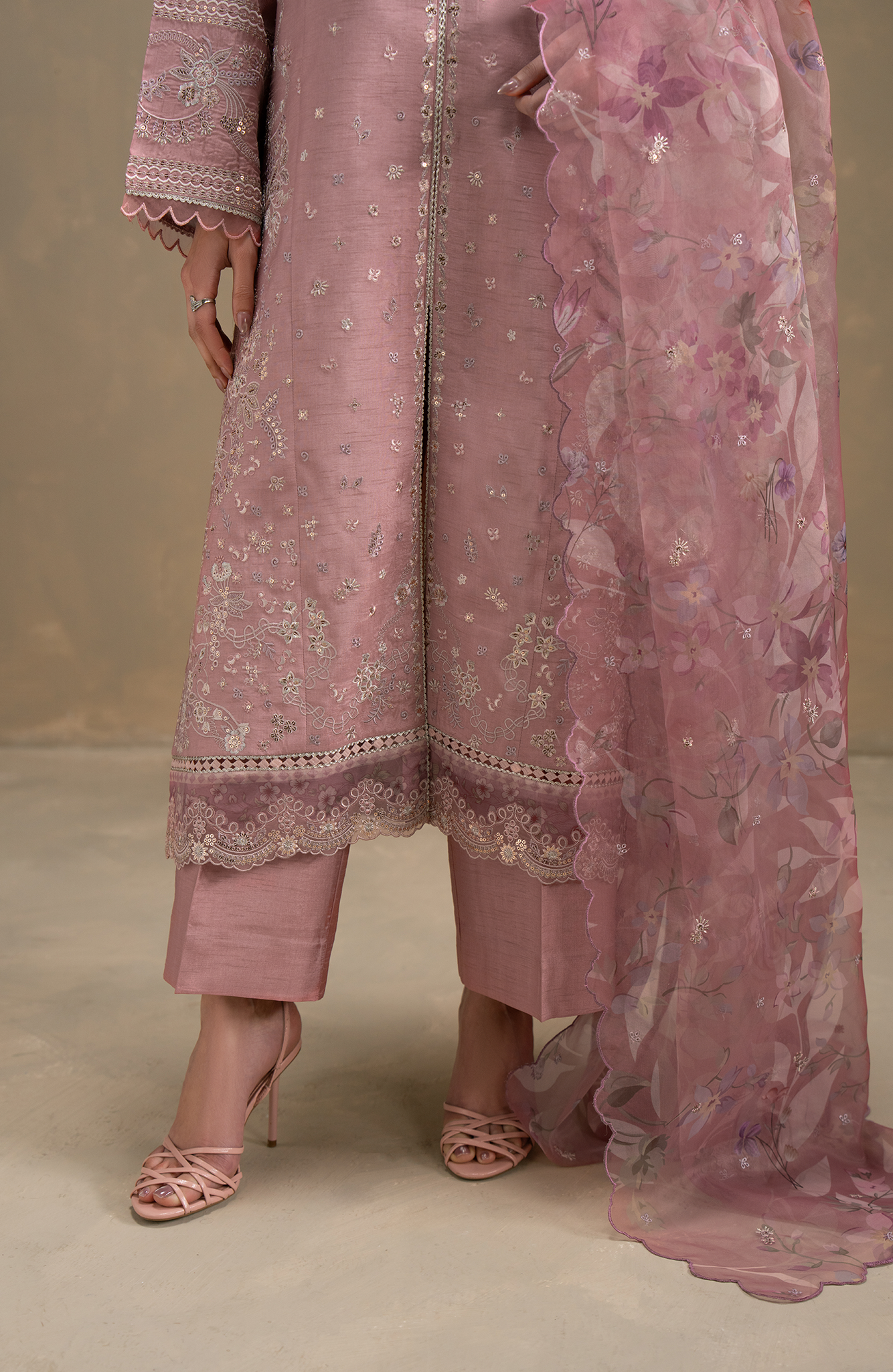 Seran | Lumiere RTW Eid 26 | Rosalie