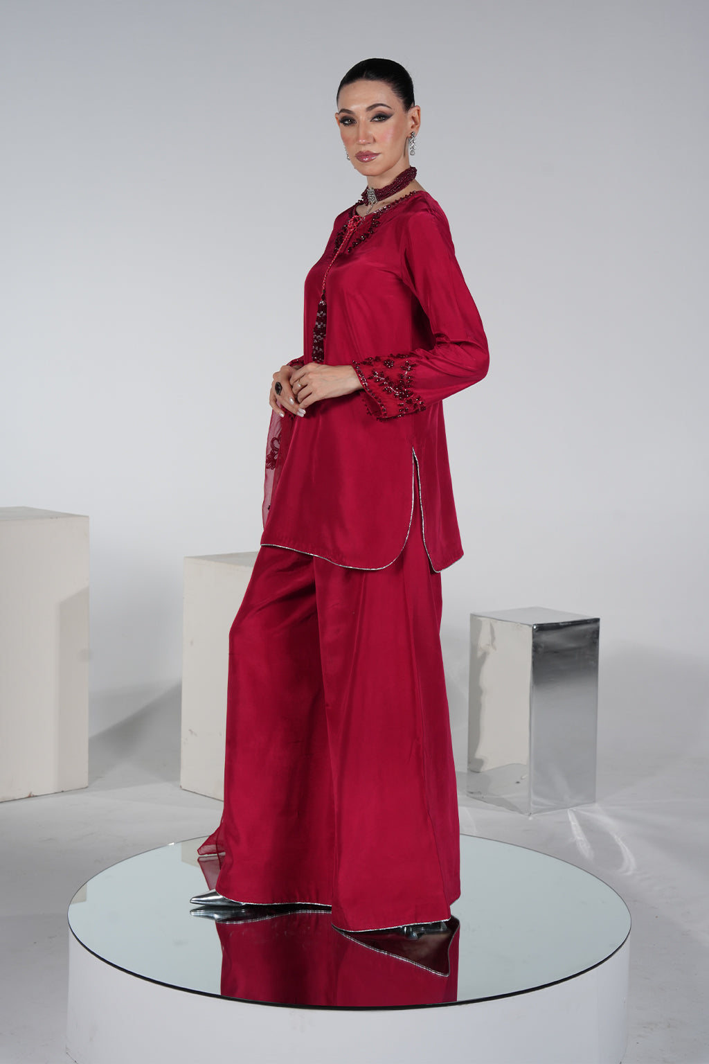 Amave | Oro Luxury Wear | AM-08