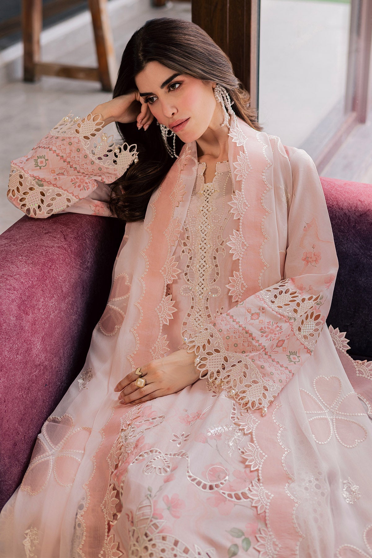 Nureh | Raha Lawn | NE-261