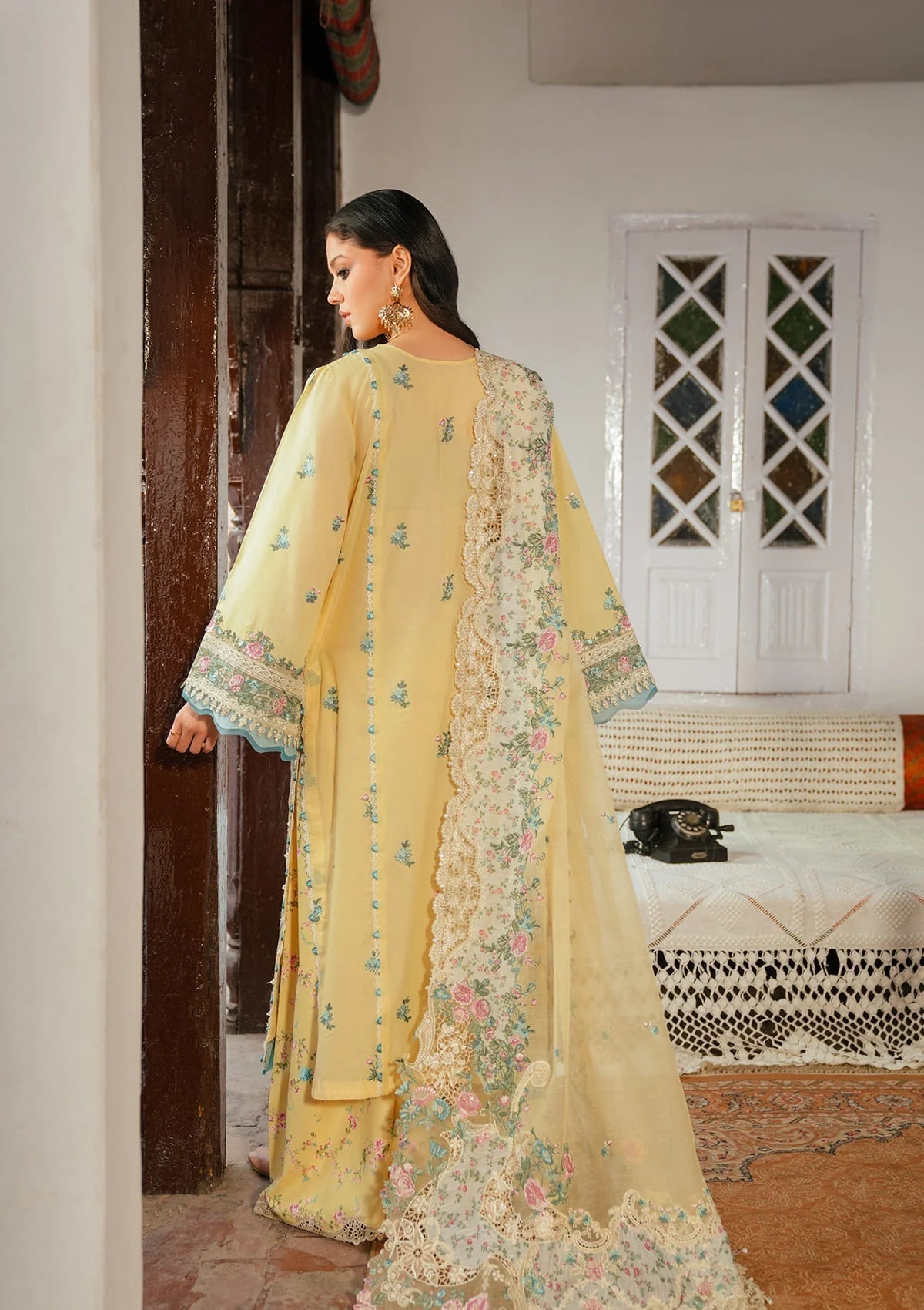 Kahf Premium | Ek Fasana Luxury Lawn 26 | KLB-2B MUSKAAN