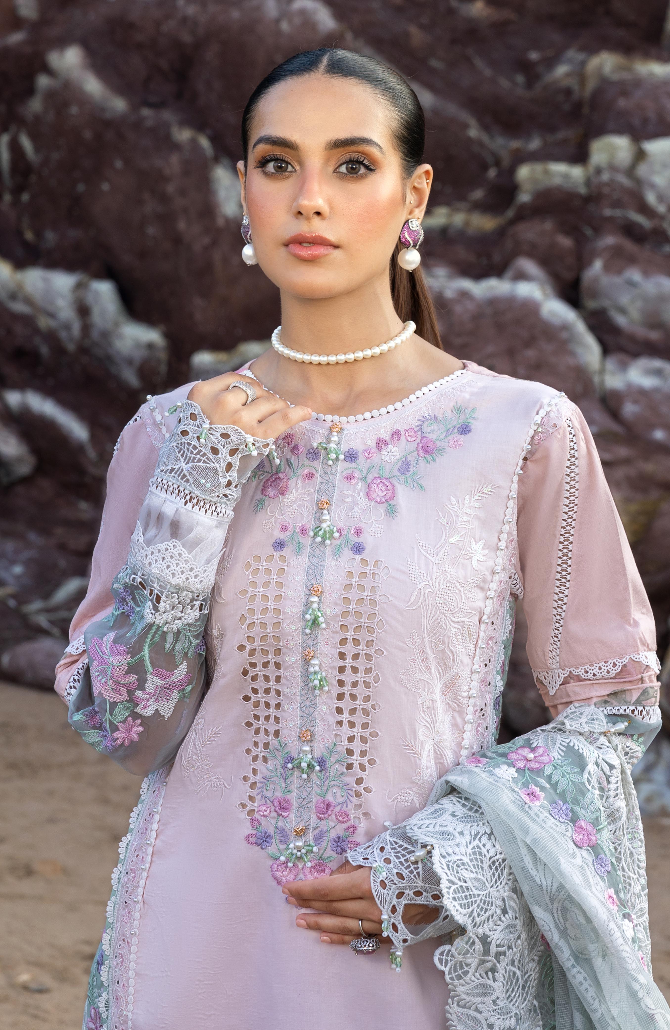 Al Zohaib | Mahiymaan Luxury Lawn 26 | MLL-26-04