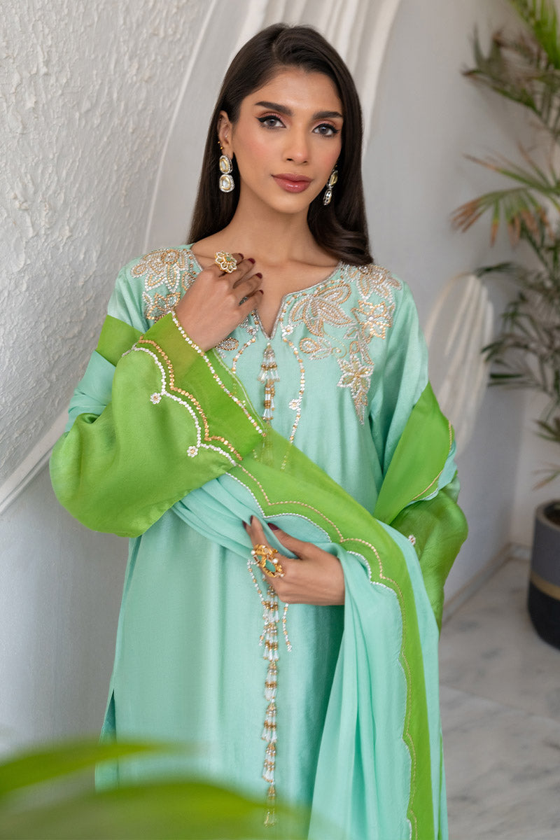 Chic Ophicial | Celenia Pret | Ombre Green