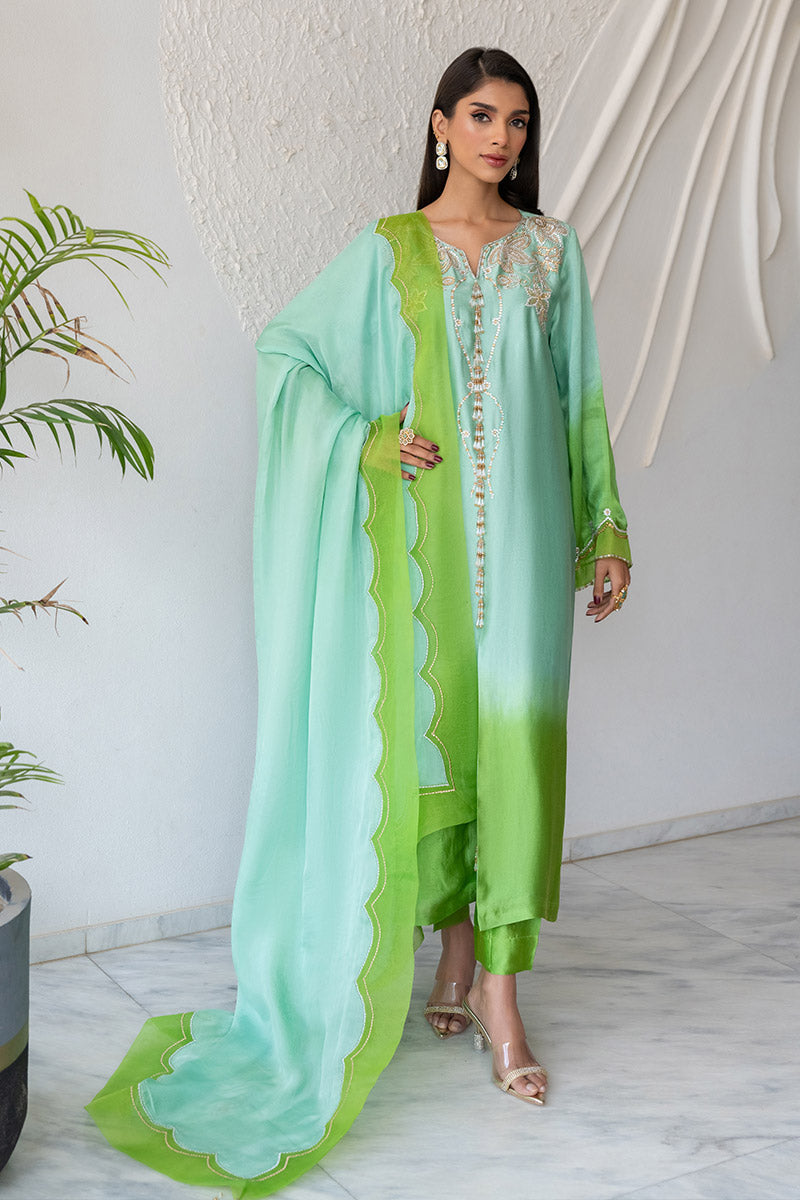 Chic Ophicial | Celenia Pret | Ombre Green