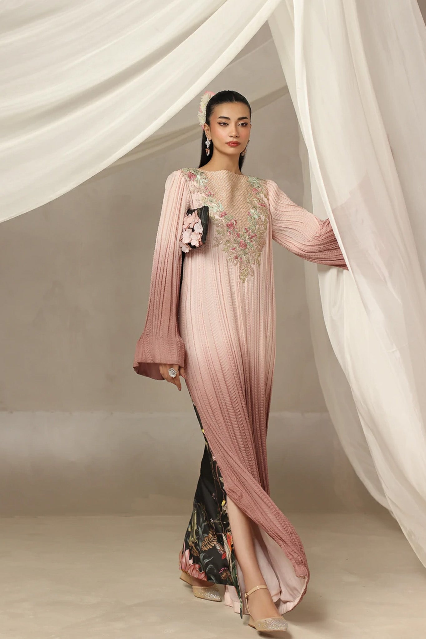 Musferah Saad | Into Twilight | Seraphine