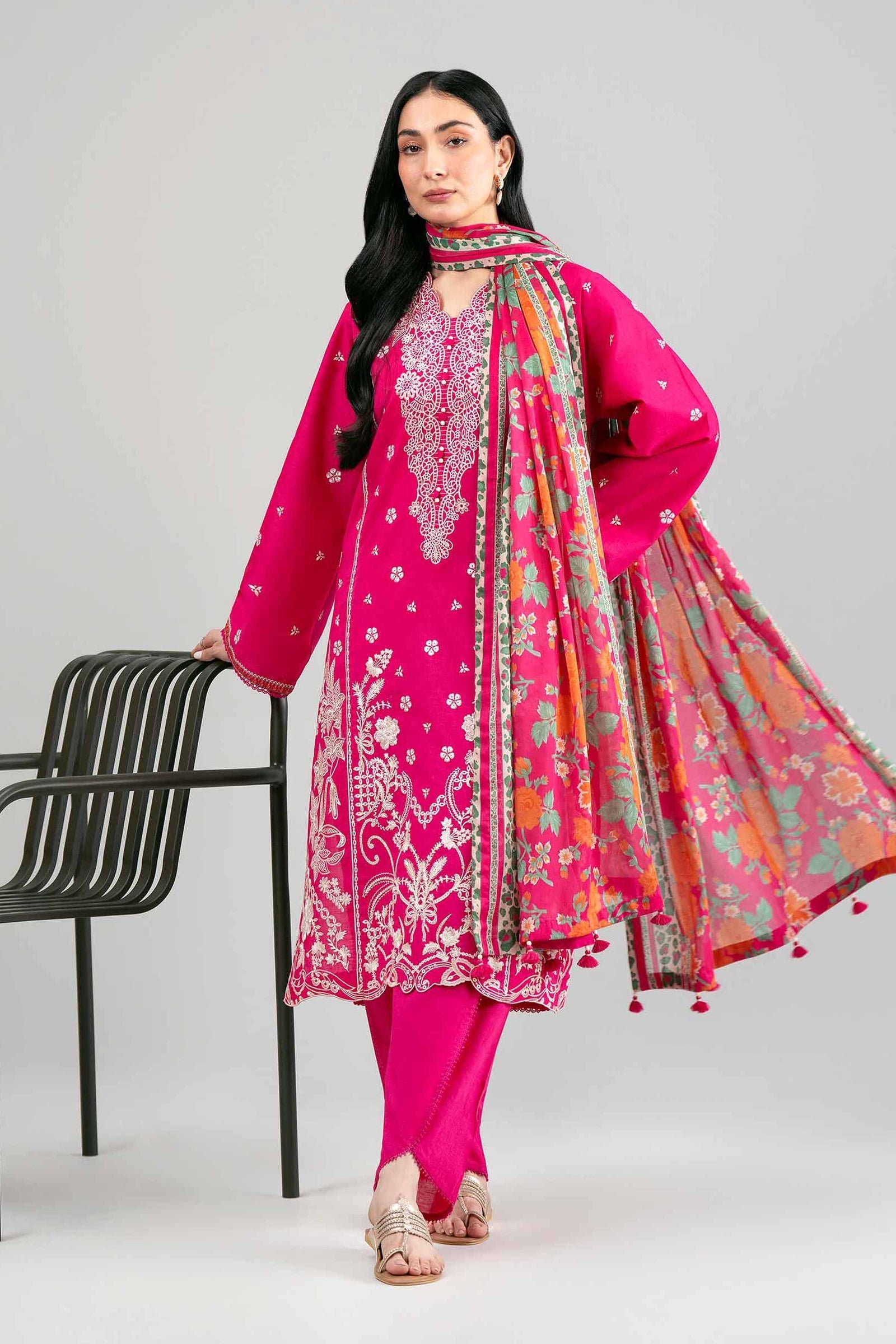 Nishat | Eid Lawn | 42601542
