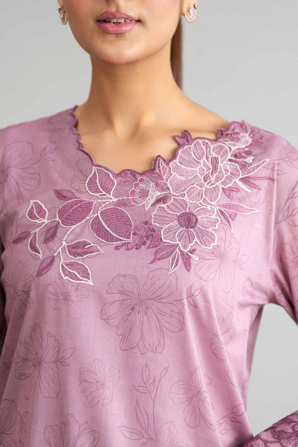 Nishat | Eid Lawn | 42601561