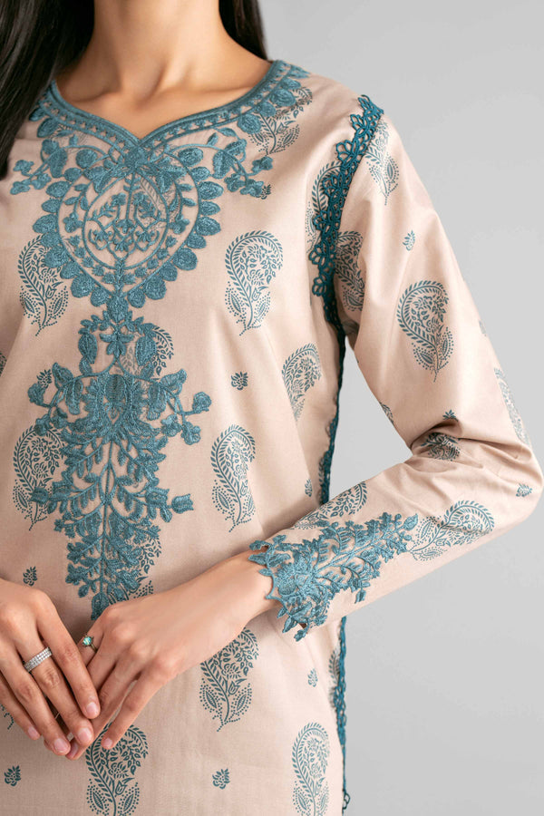 Nishat | Eid Lawn | 42601572
