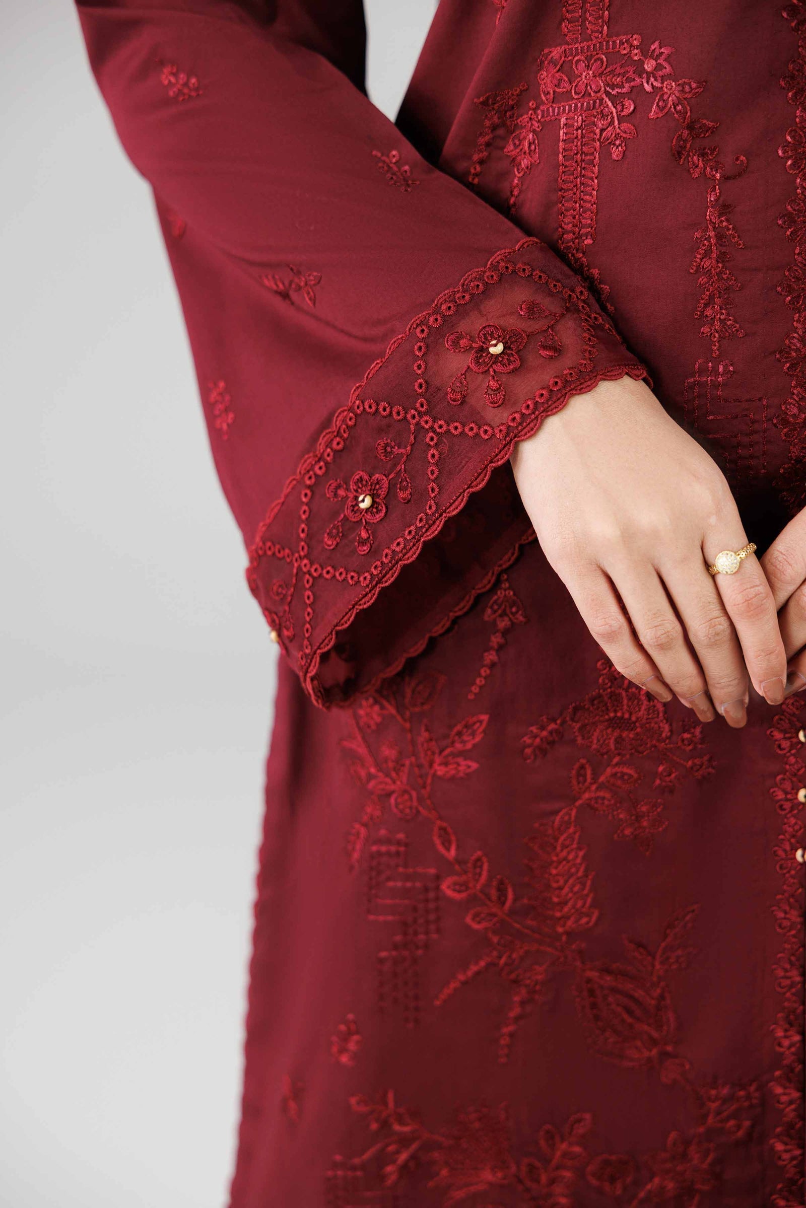 Nishat | Eid Lawn | 42601825
