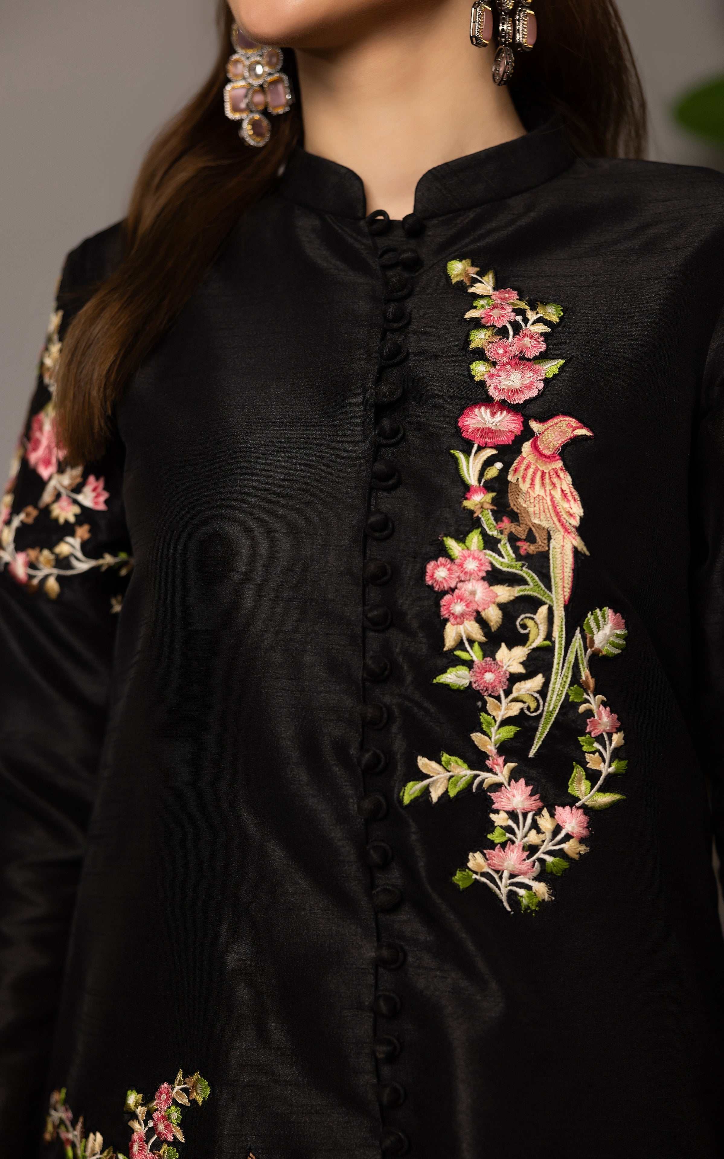Threads and Motifs | Formal Dresses 24 | 9001