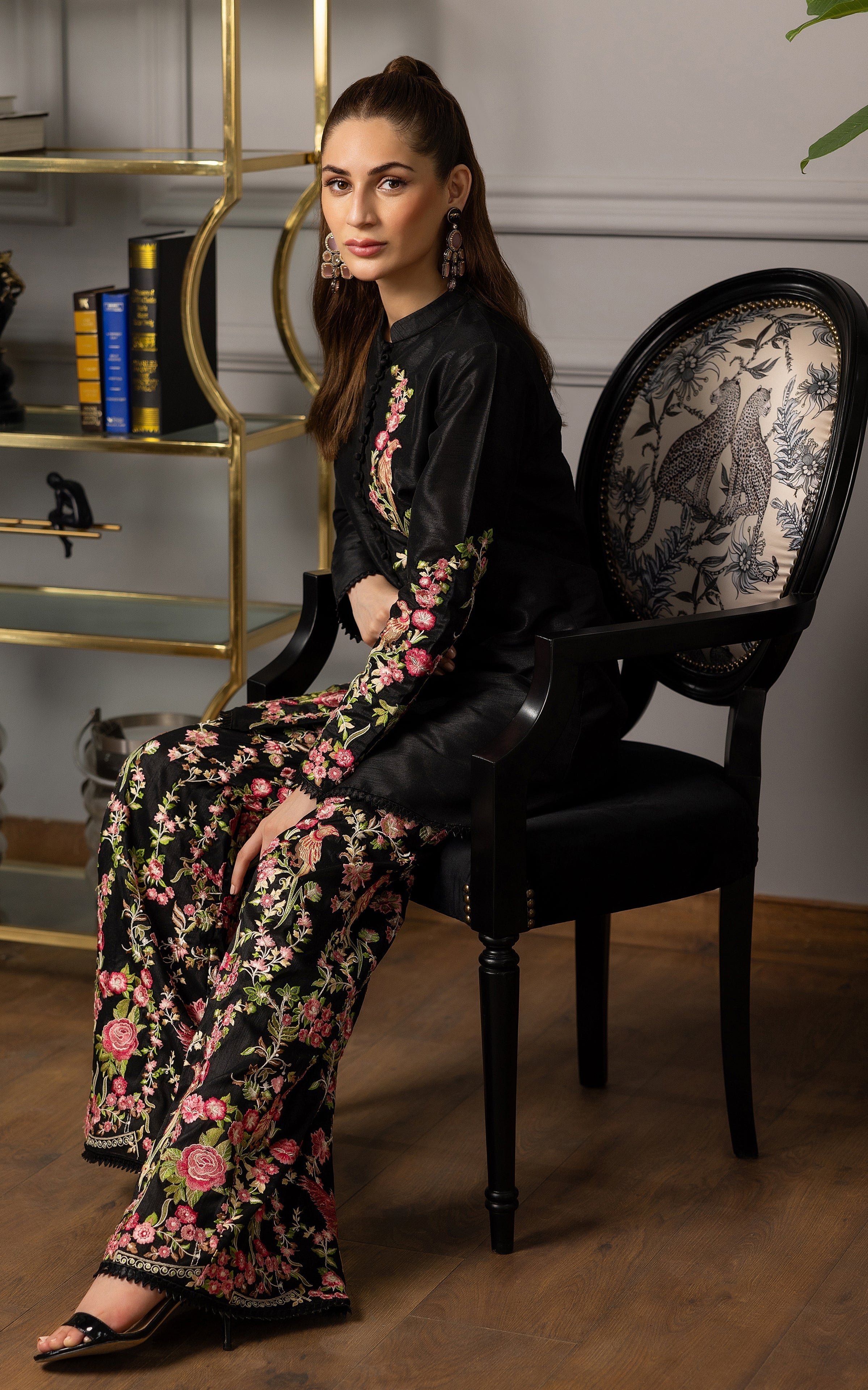 Threads and Motifs | Formal Dresses 24 | 9001