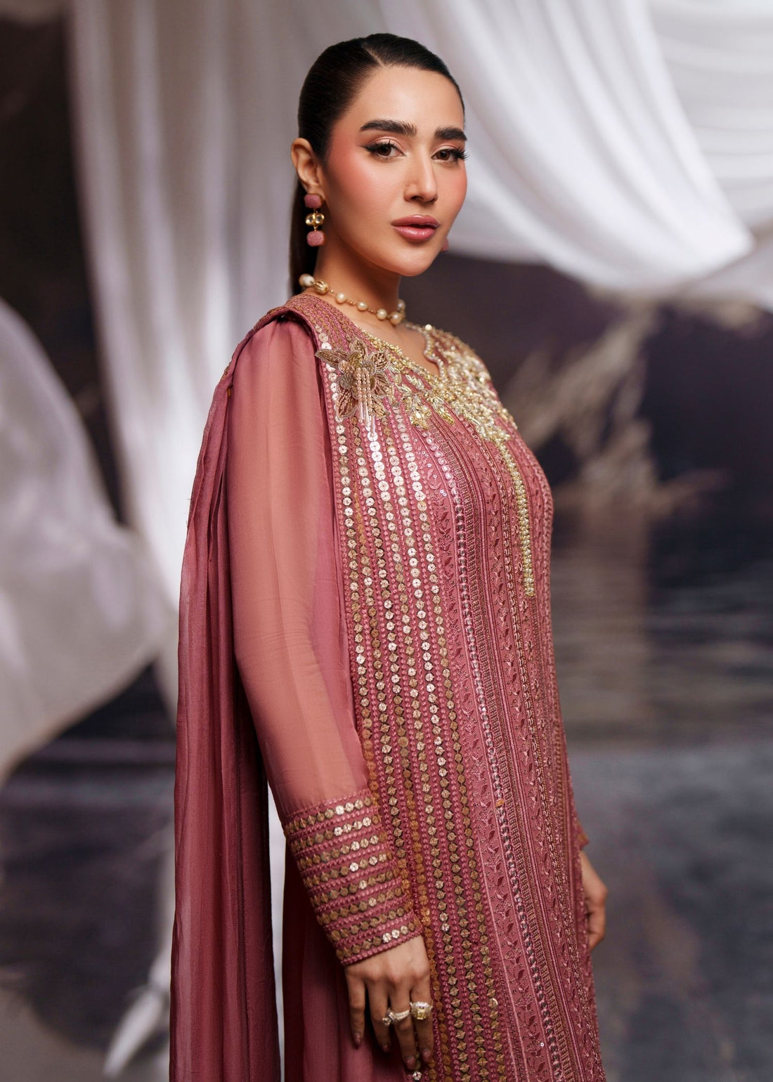 Mehak Yaqoob | Enchante Luxe Edit | Cyra