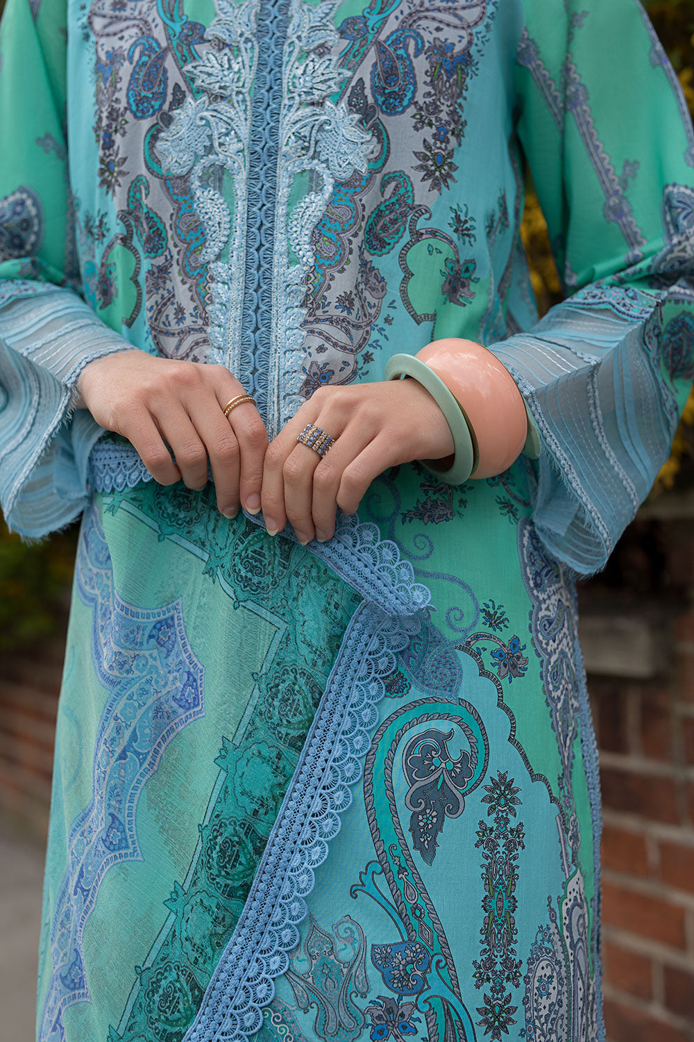 Sobia Nazir | Basics 25 | Design 4B