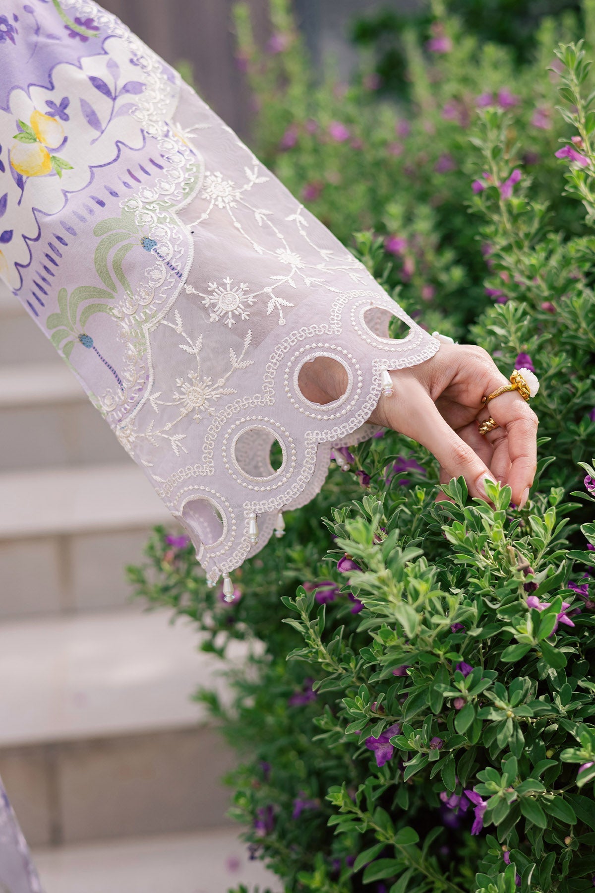Nureh | Raha Lawn | NE-258