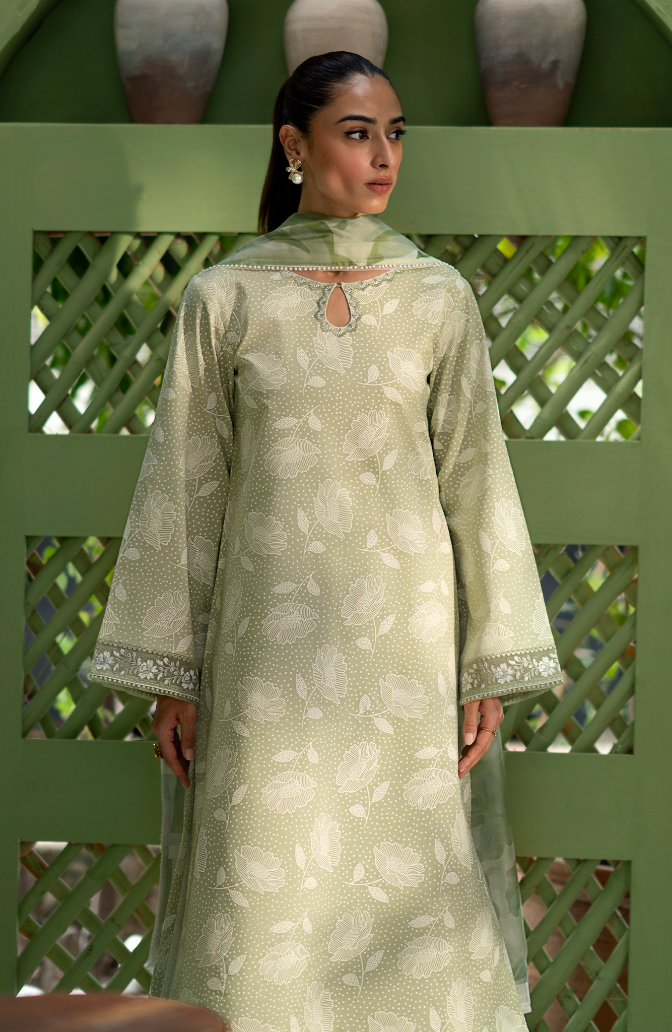 Seran | Artisan Lawn 25 | PISTACHE