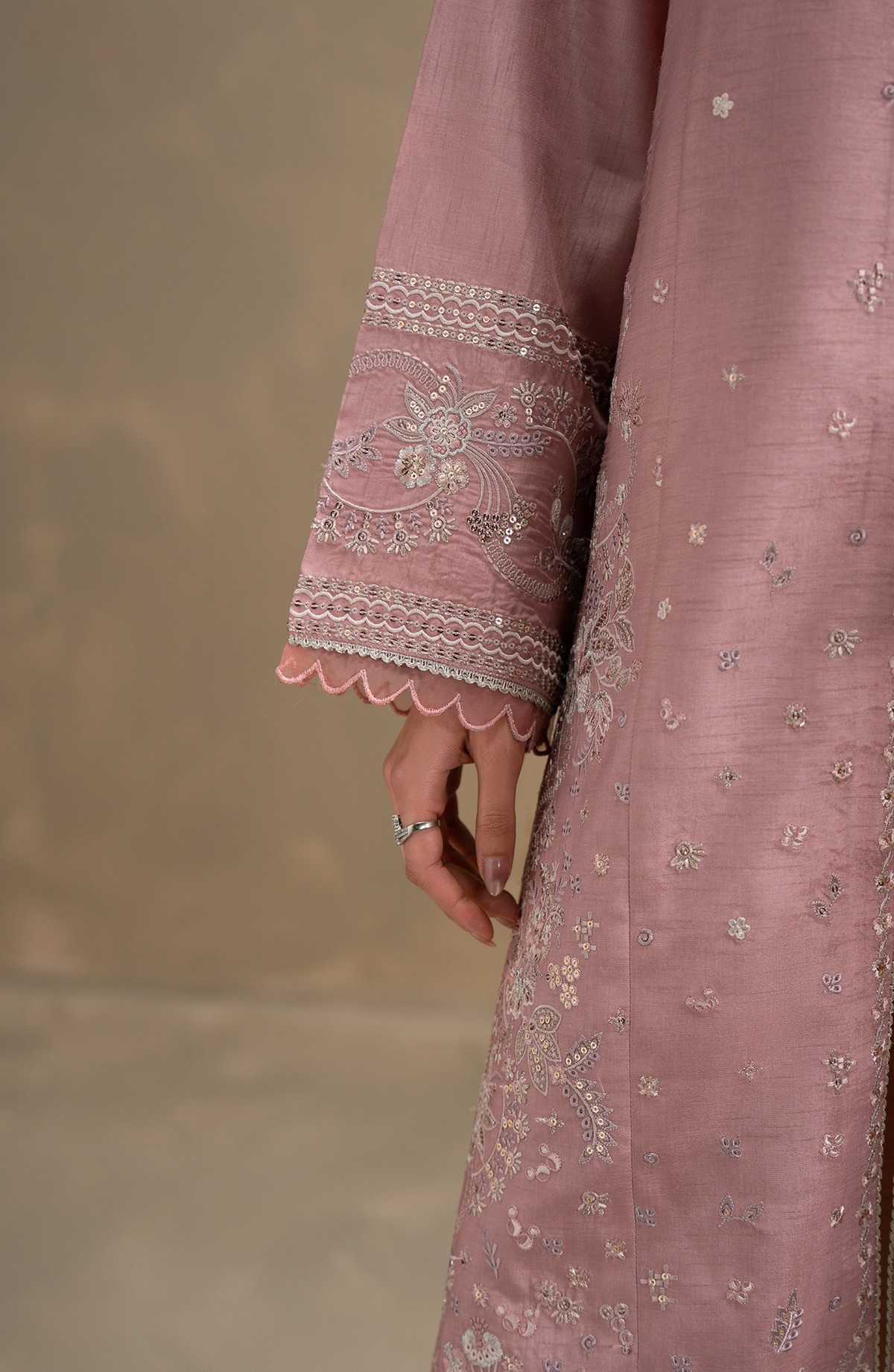 Seran | Lumiere RTW Eid 26 | Rosalie