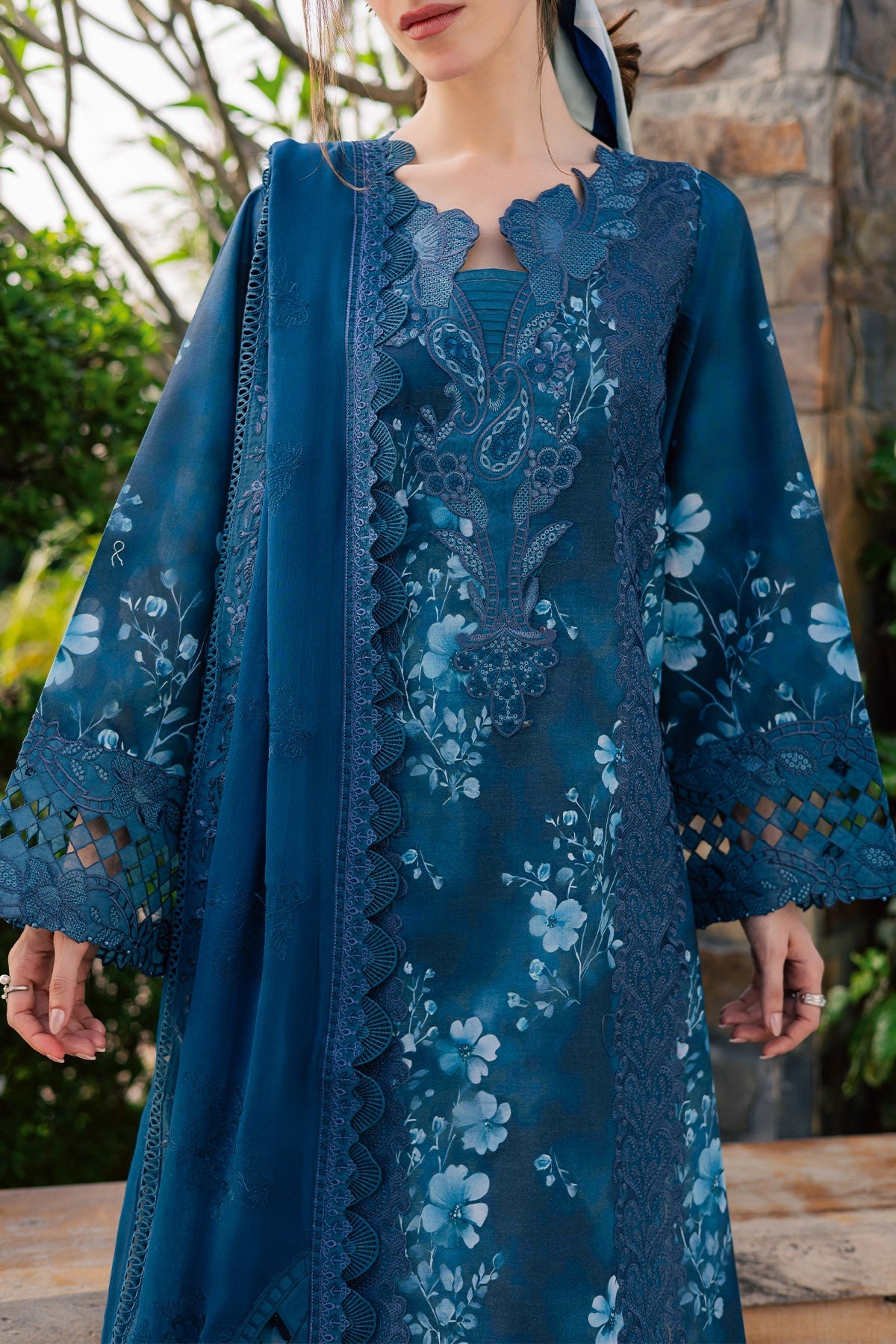 Nureh | Raha Lawn | NE-260
